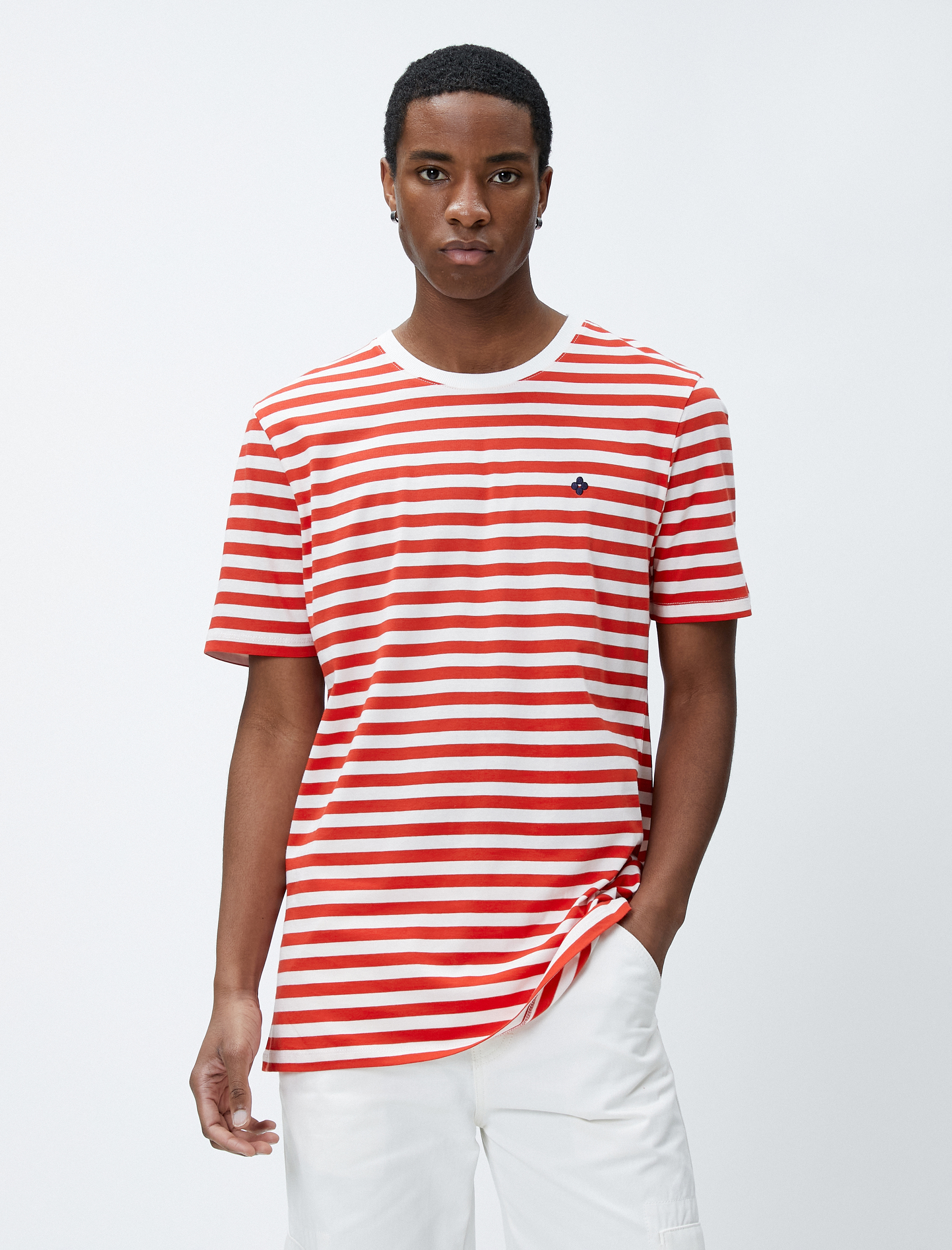   Çizgili Tişört İşleme Detaylı Bisiklet Yaka Kısa Kollu Pamuklu