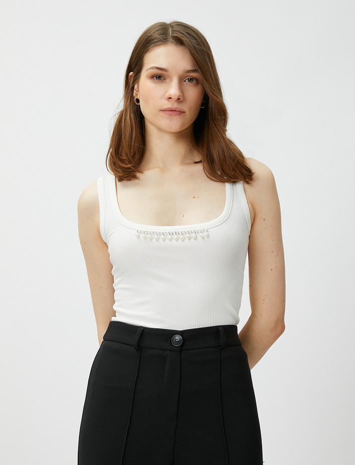  Yakası Boncuk İşlemeli Atlet