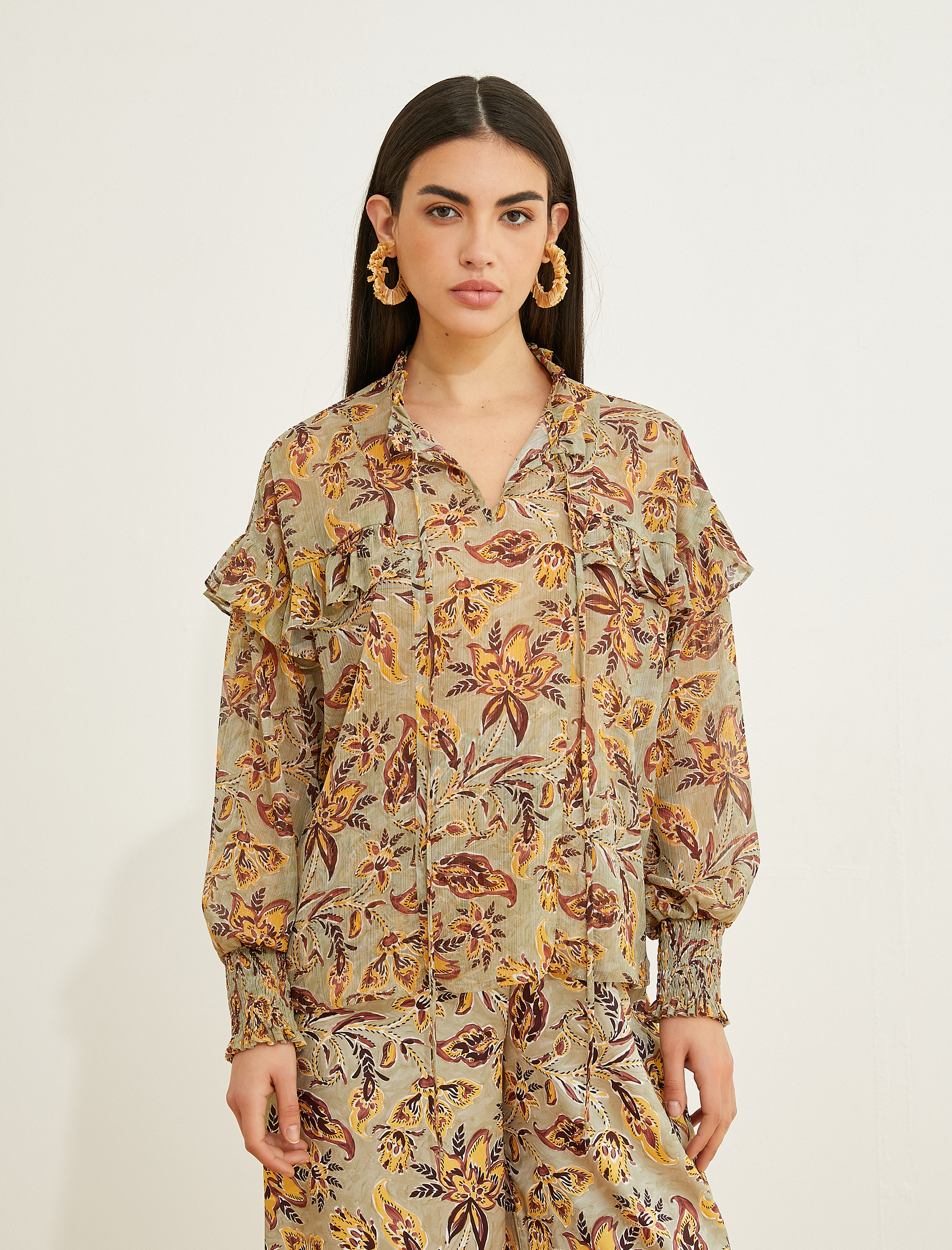   Fırfırlı Bluz Uzun Kollu