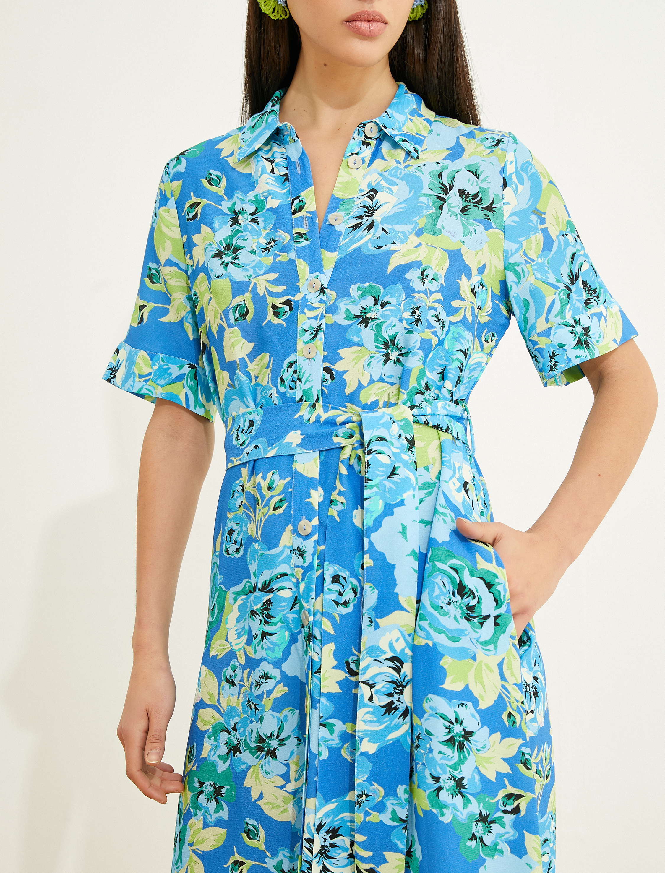   Çiçekli Gömlek Elbise Midi Boy Kısa Kollu