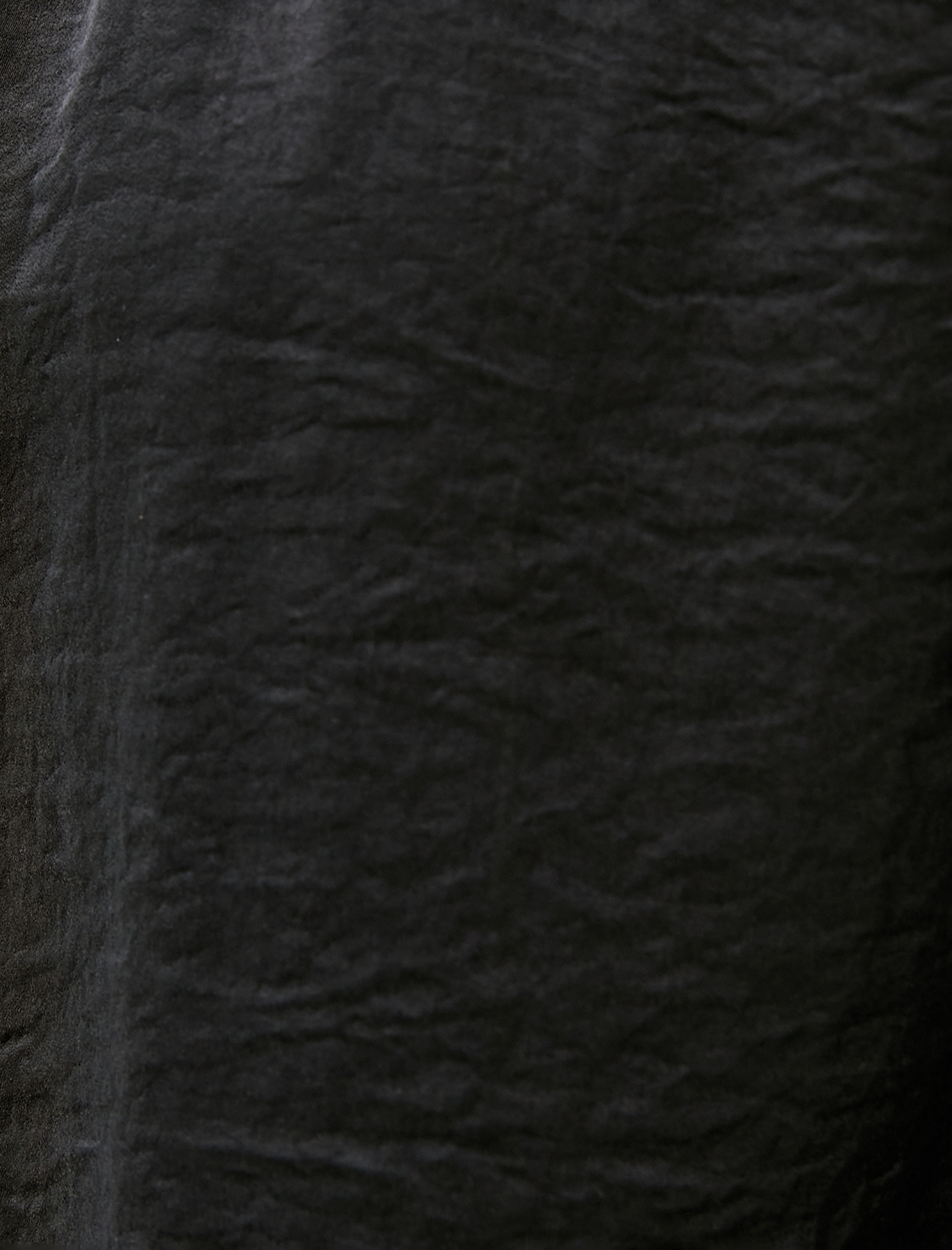   Yakası Bağlama Detaylı Bluz