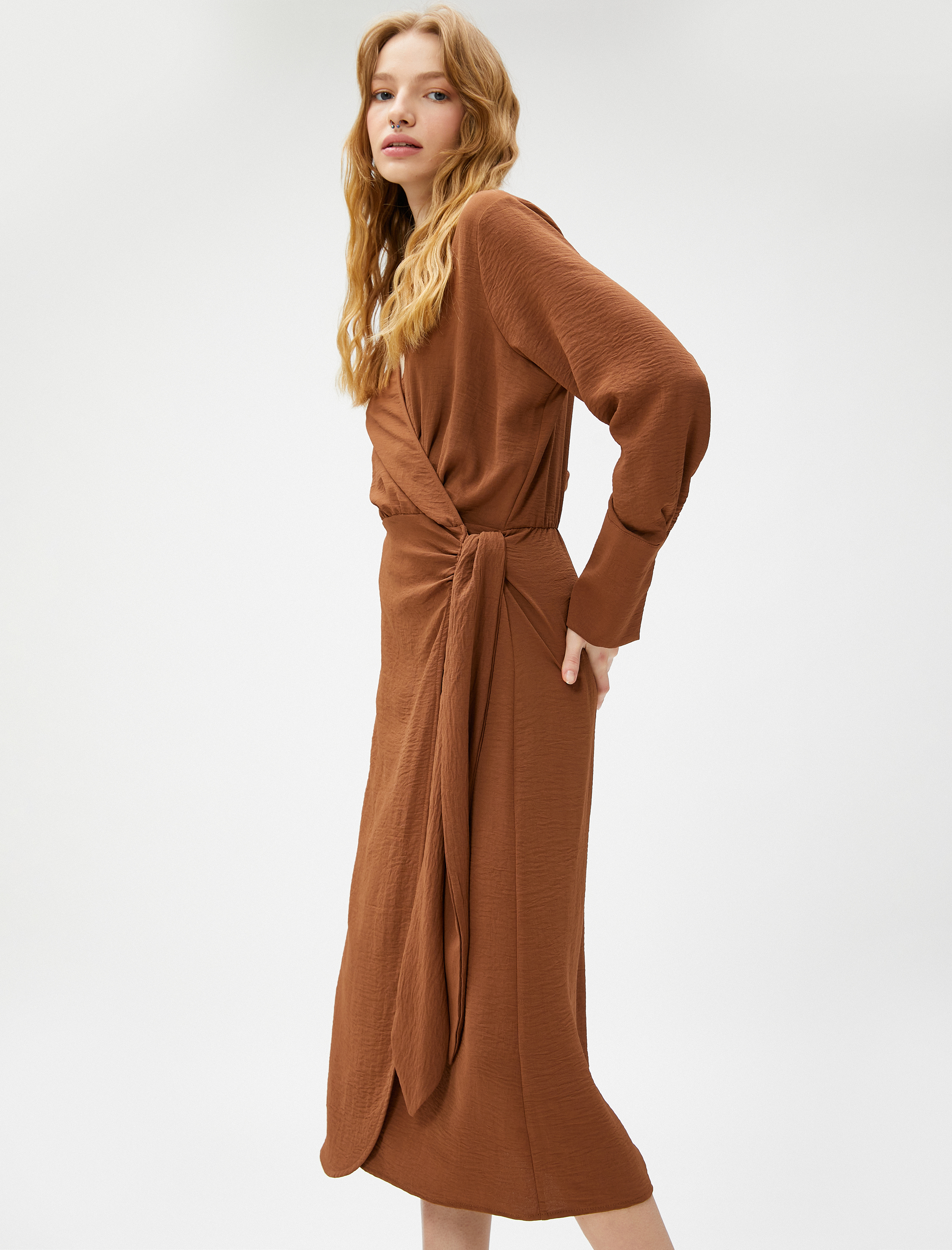 Midi Elbise Uzun Kollu Kruvaze Kapama Beli Kuşaklı