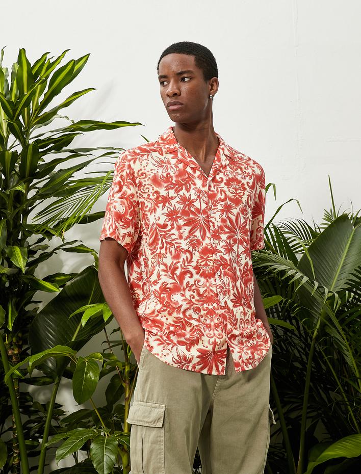  Çiçekli Baskılı Gömlek Kısa Kollu Devrik Yaka