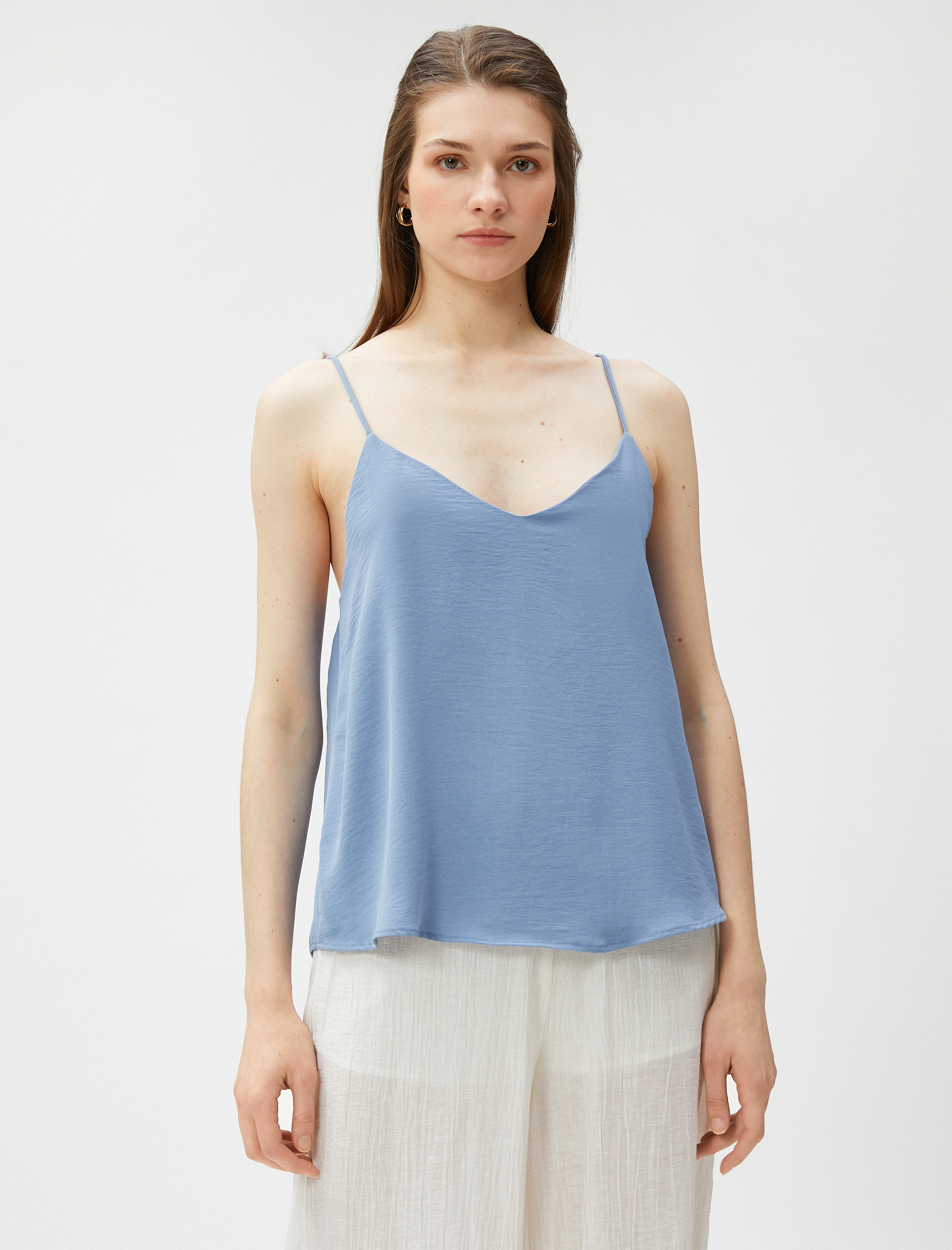   Askılı Bluz V Yaka