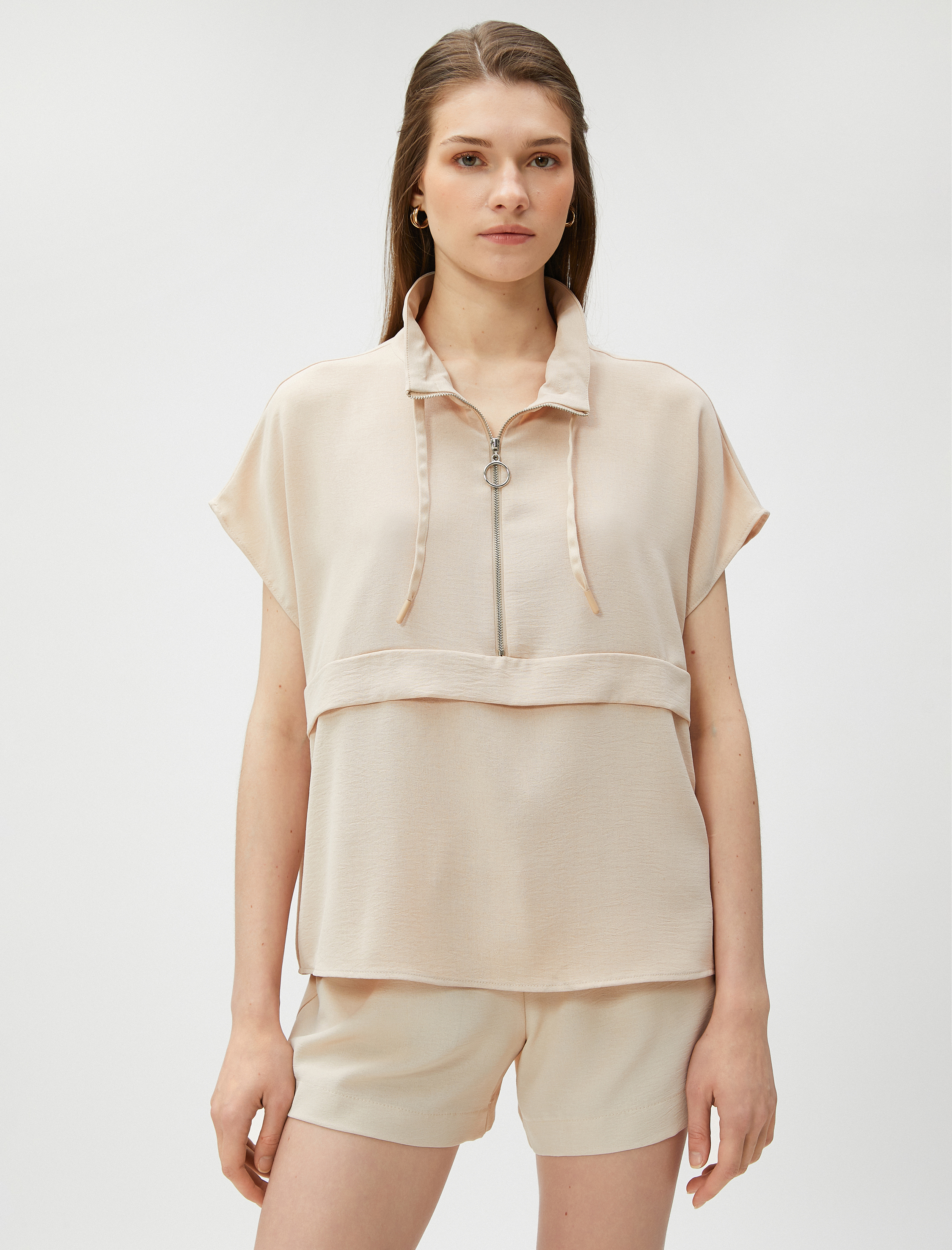   Yarım Fermuarlı Bluz Düşük Kollu