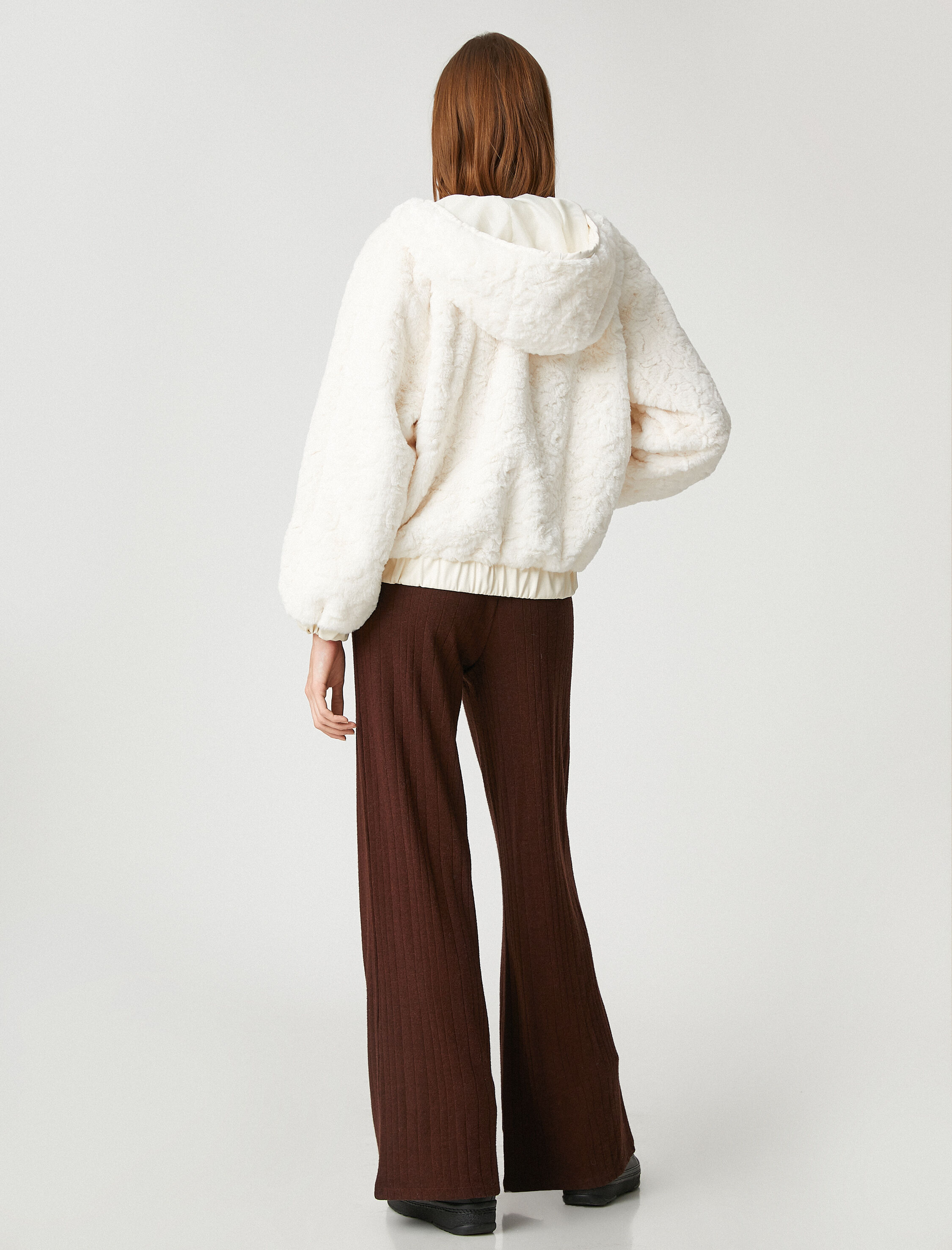 Koton X Şahika Ercümen - Kapüşonlu Fermuarlı Peluş Ceket