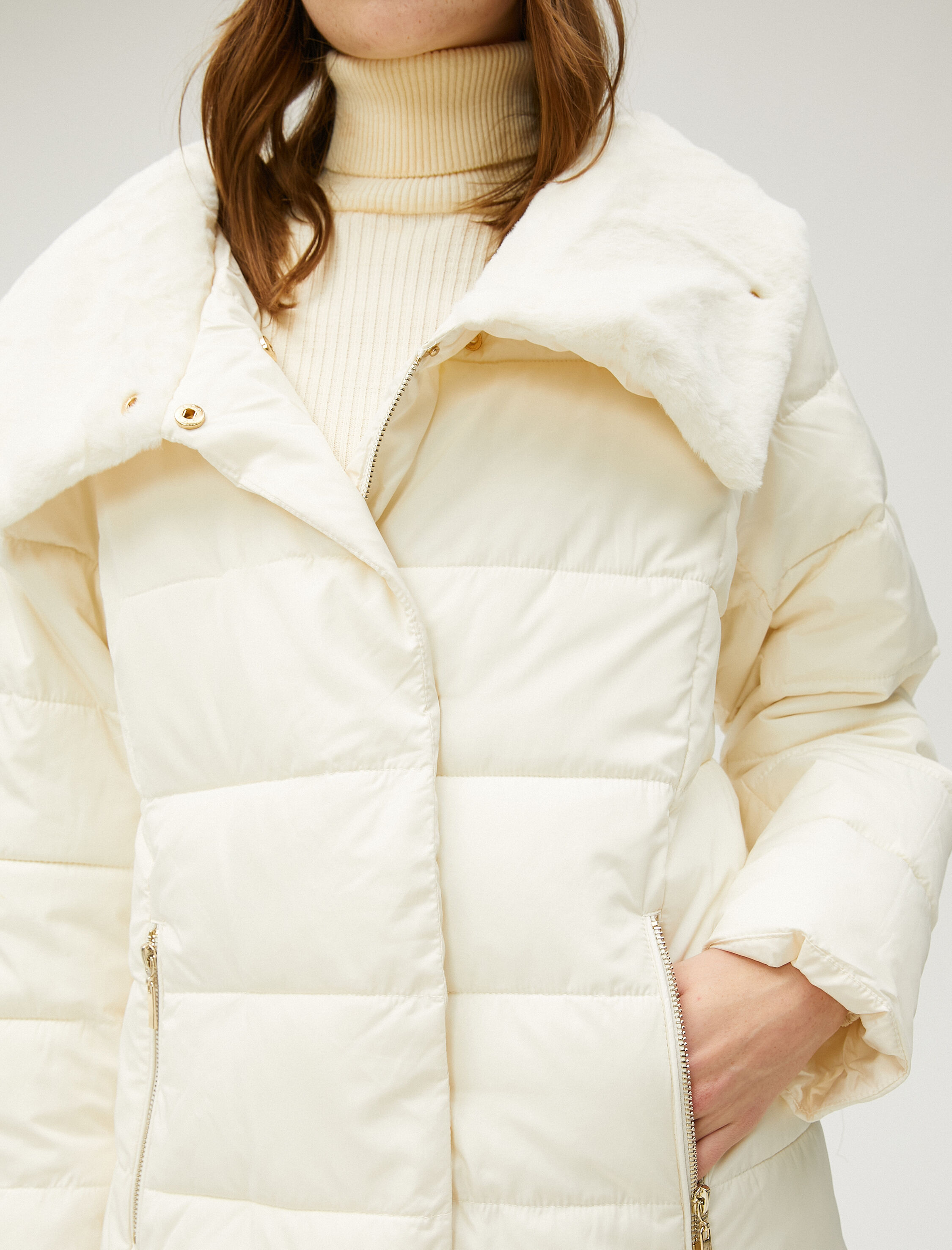   Şişme Mont Fermuarlı Cepli Peluş Detaylı