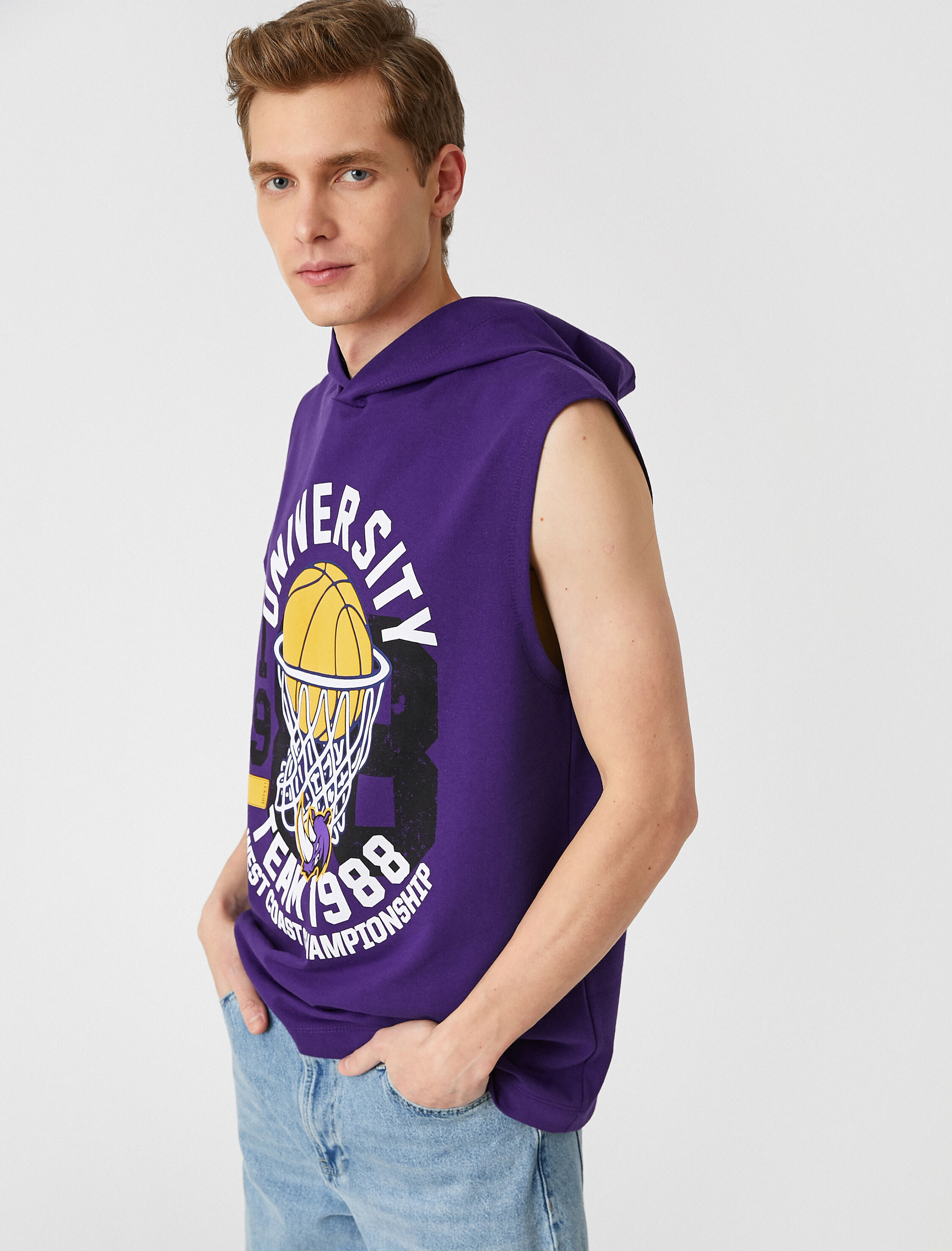   Oversize Kapşonlu Kolej Kolsuz Tişört Basketbol Baskılı Kolsuz
