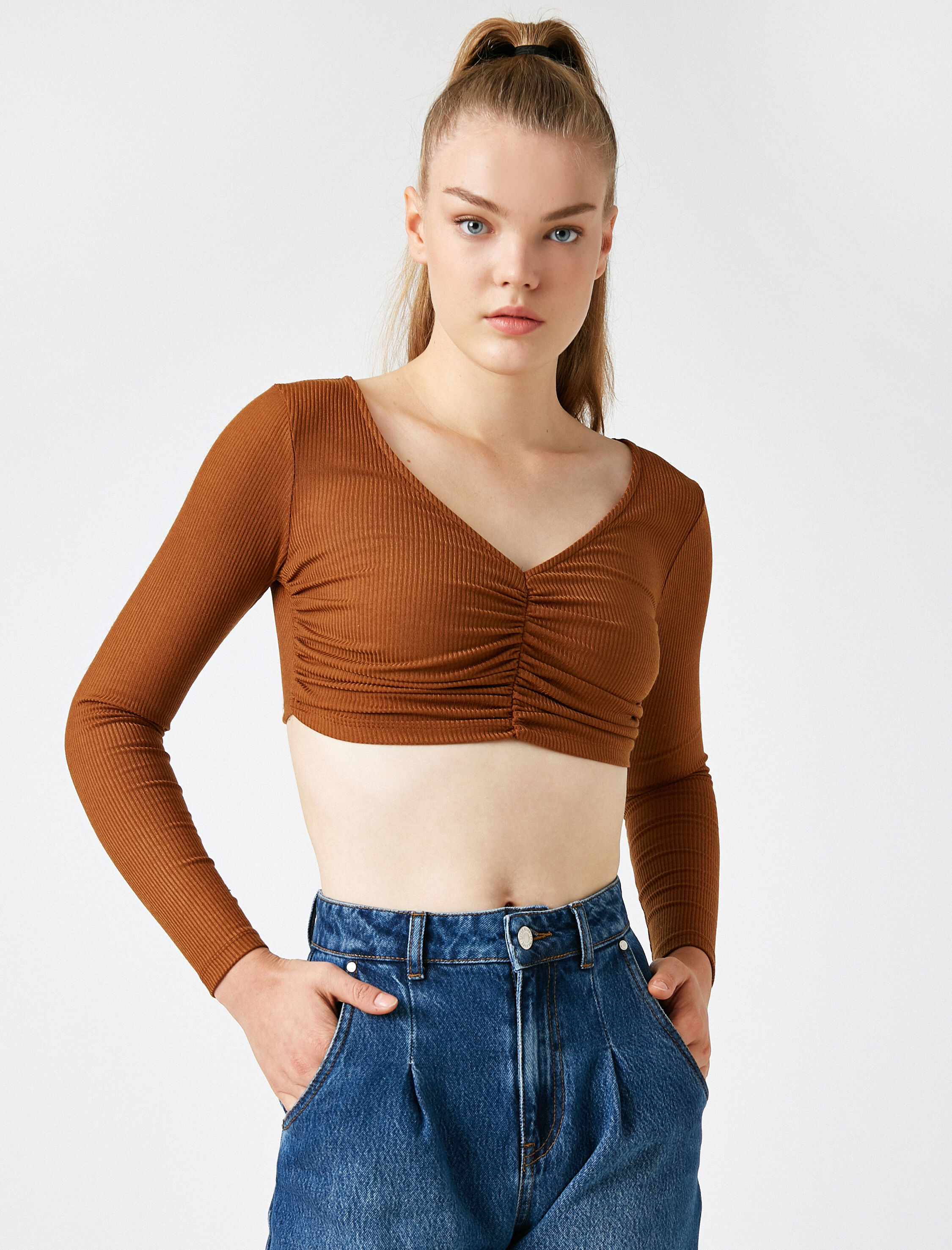   Crop Uzun Kollu Tişört Büzgülü