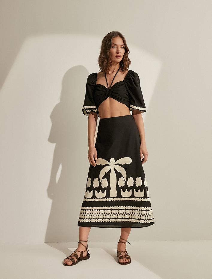  Melis Ağazat X Koton - Desenli Midi Etek