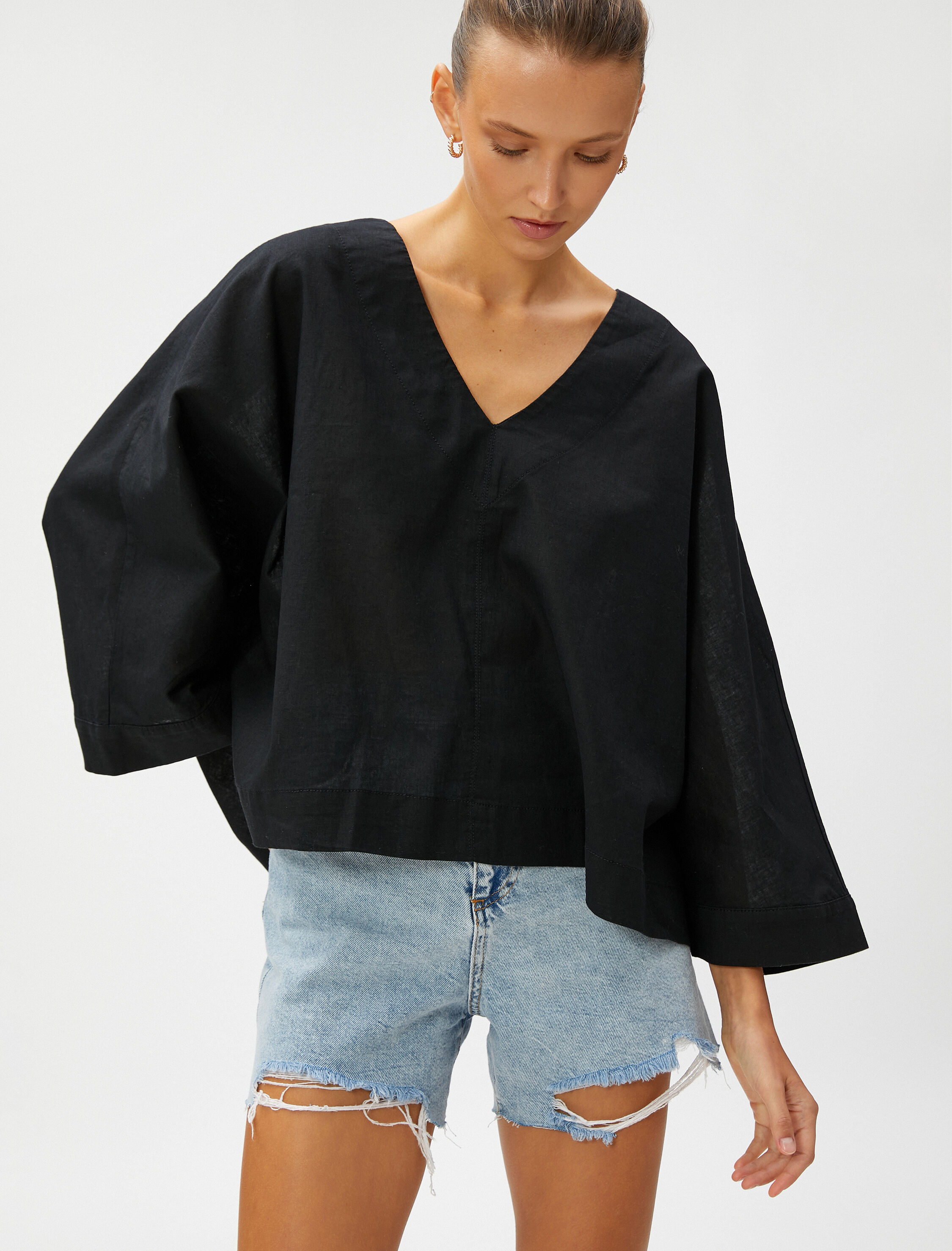   Oversize Bluz Keten Karışımlı V Yaka