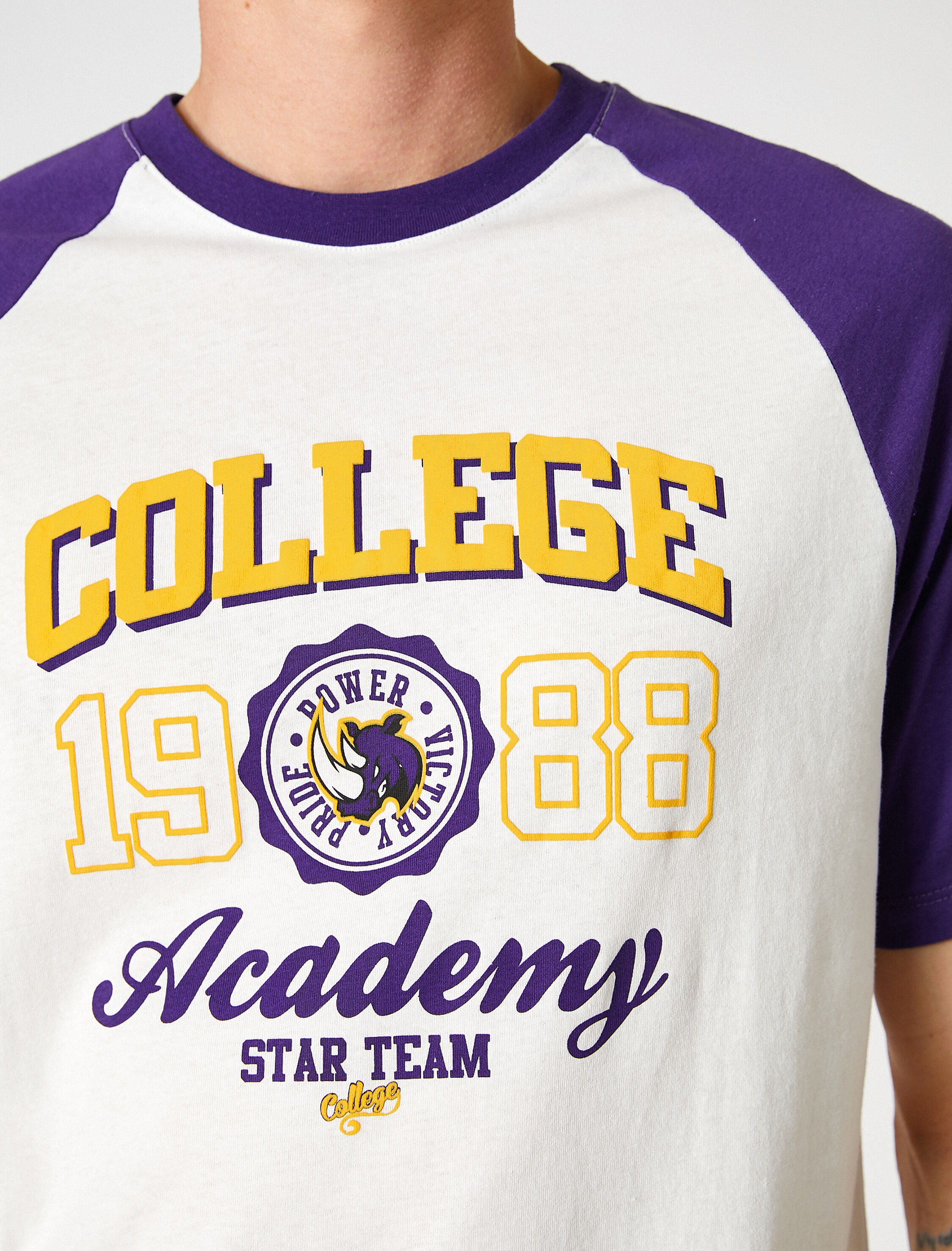   Reglan Kol Kolej Baskılı Tişört