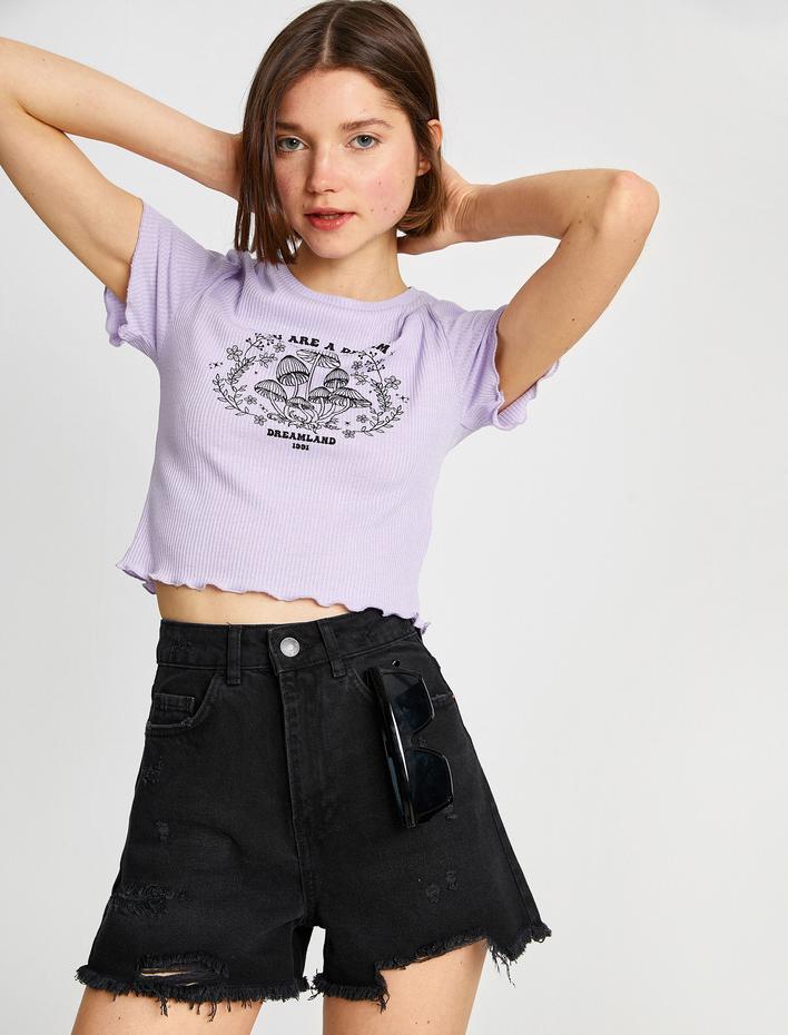  Kısa Kollu Baskılı Tişört