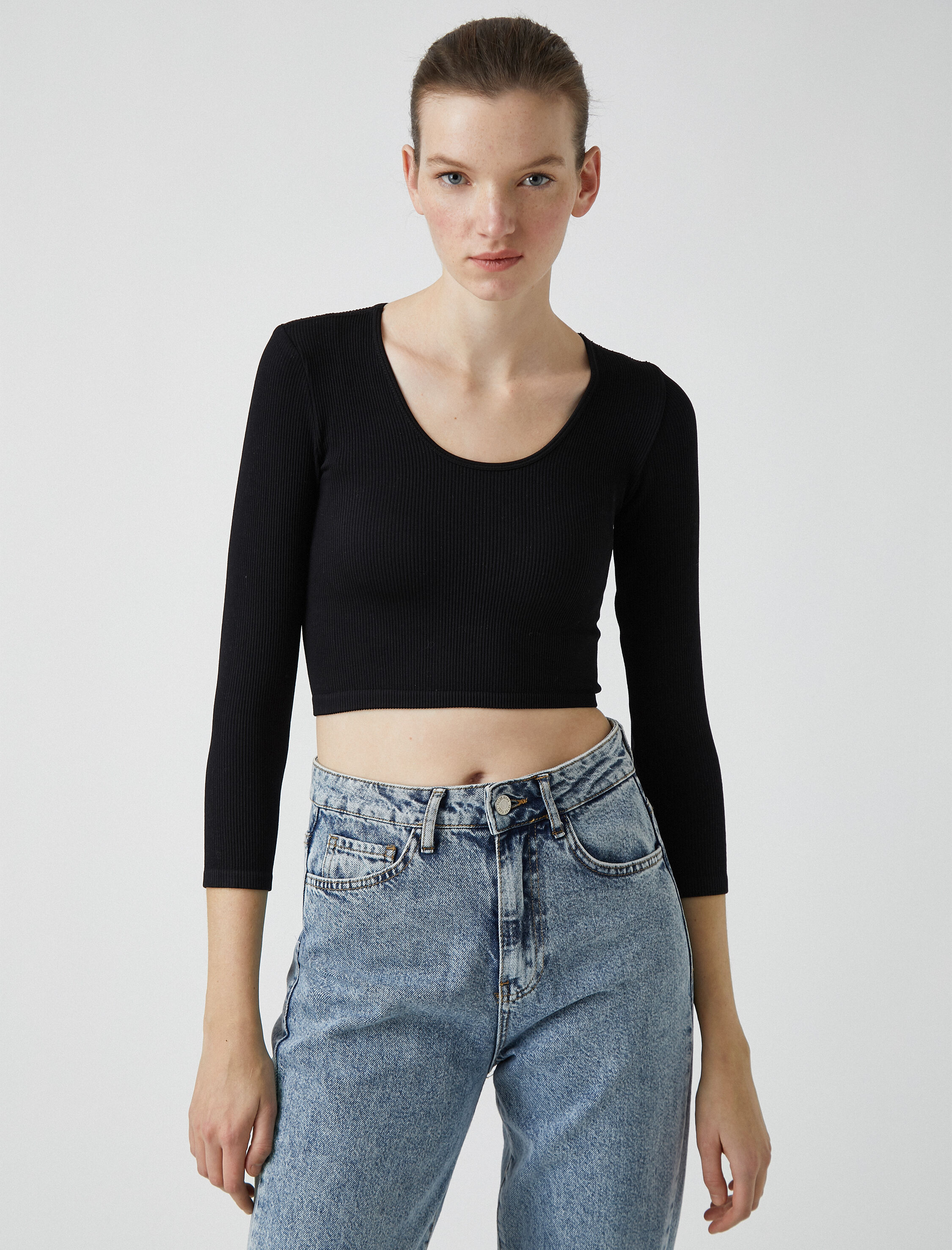   Uzun Kollu Crop Tişört