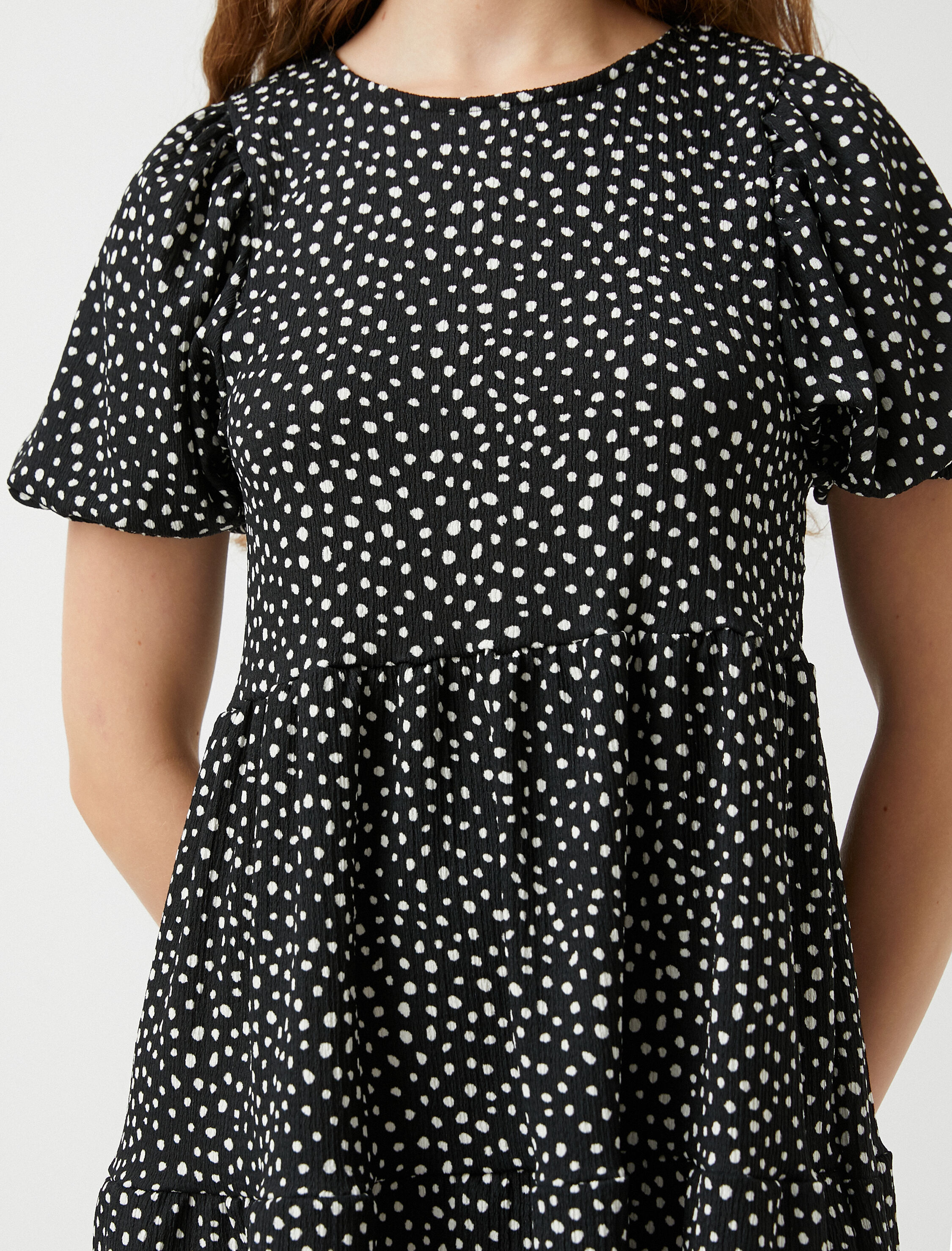   Mini Puantiyeli Elbise Kısa Kollu Bisiklet Yaka