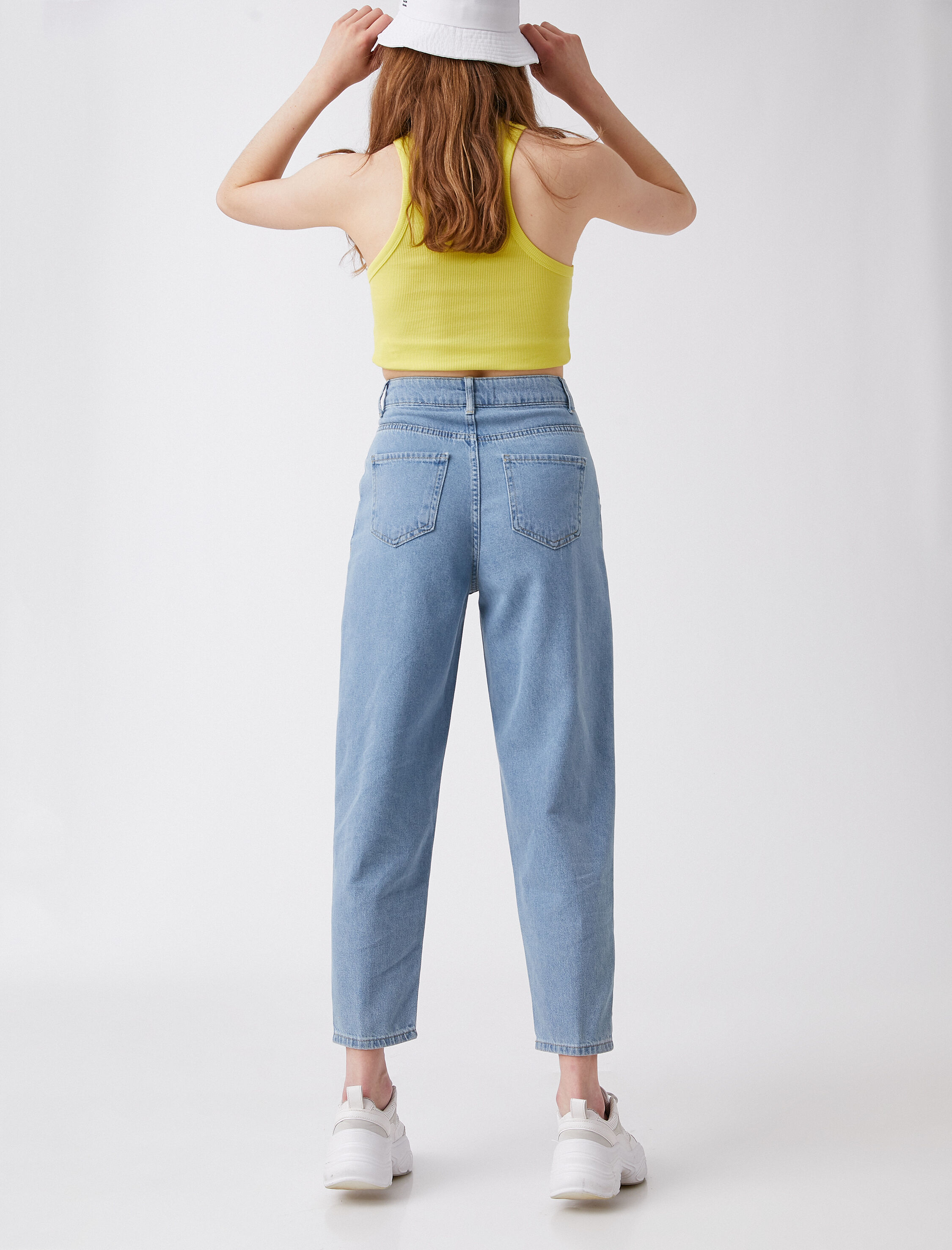   Slouchy Jean - Yüksek Bel Baldırı Bol Paçada Darlaşan Salaş Kesim Pantolon
