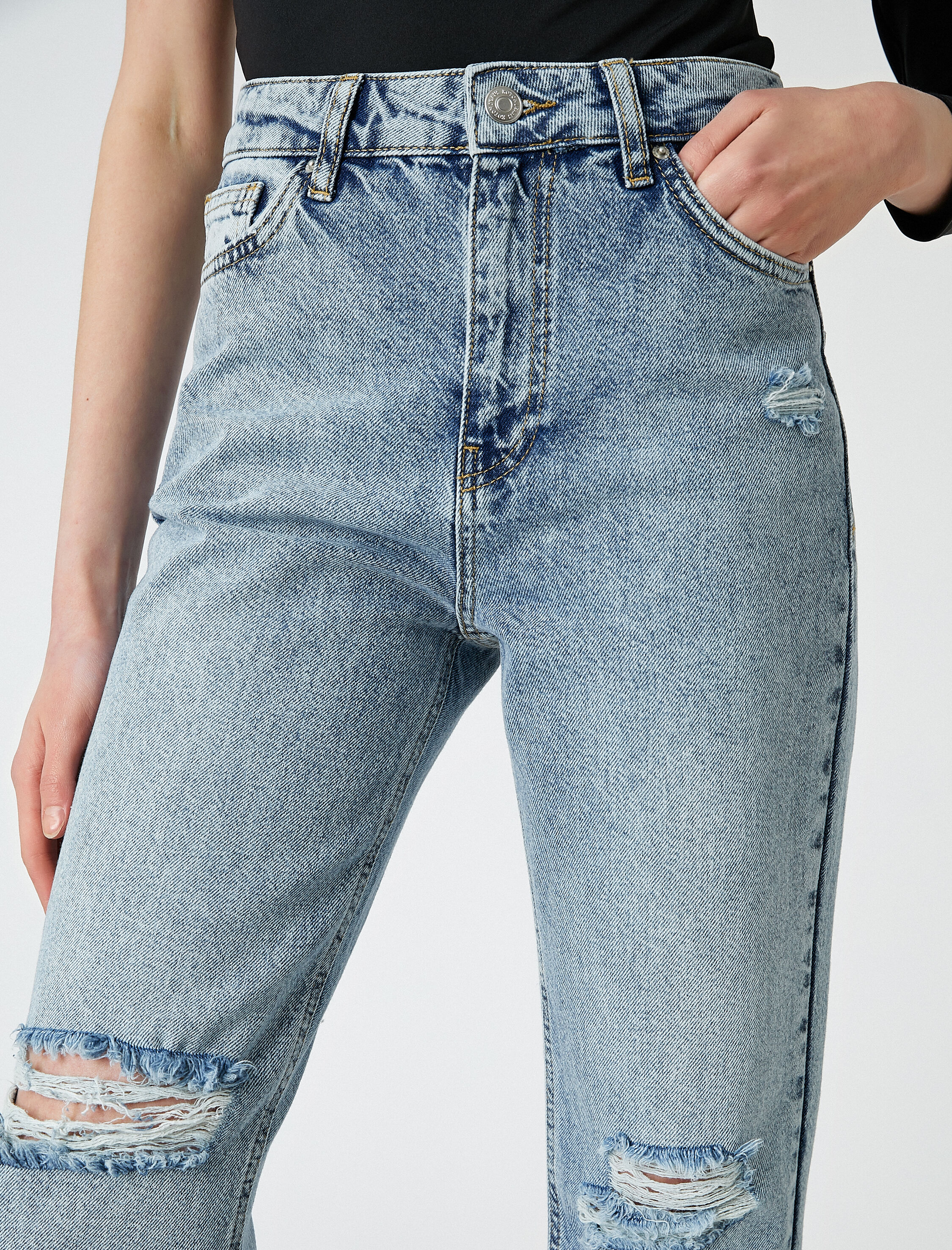   Yırtık Mom Fit Kot Pantolon - Mom Jean