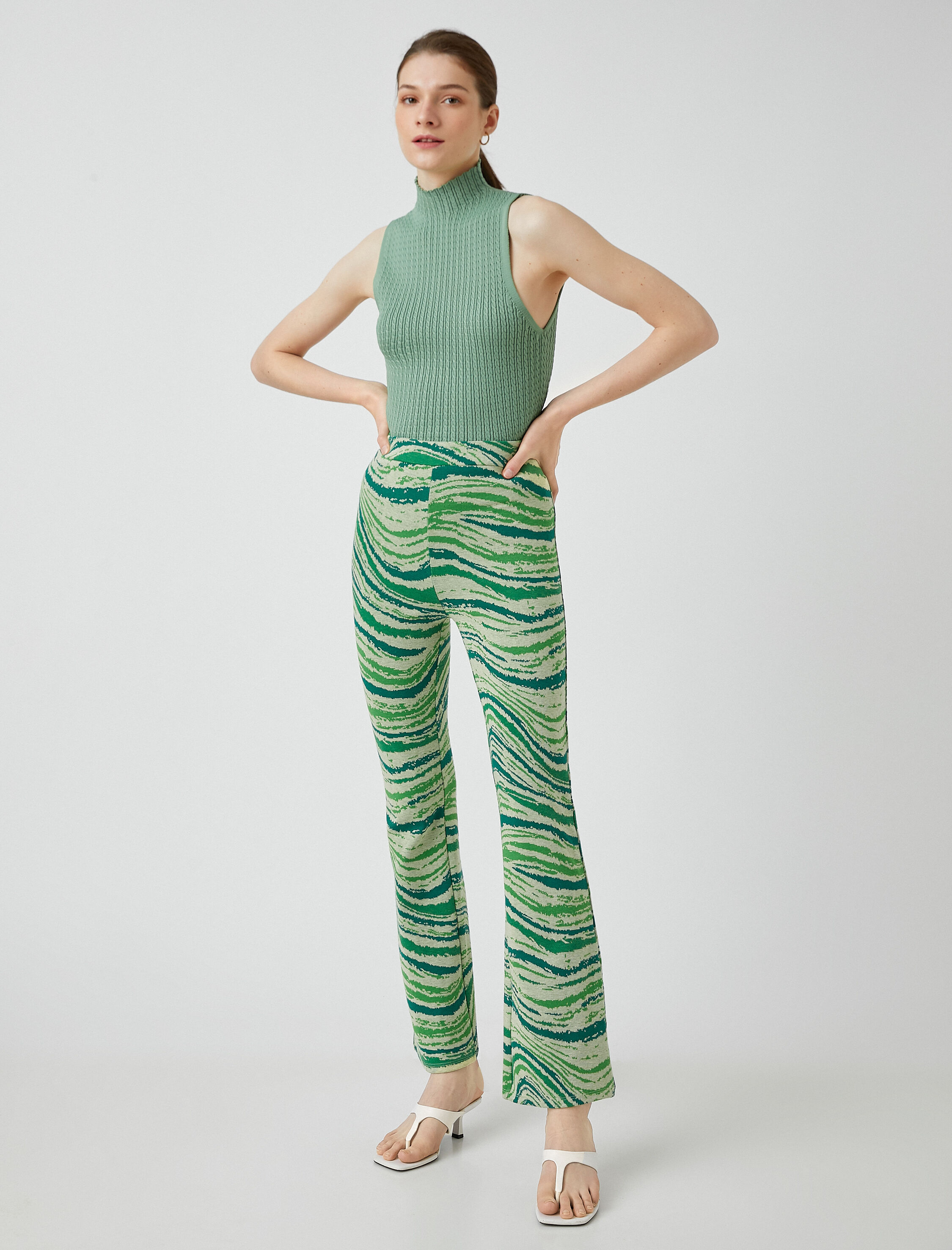   Balıkçı Yaka Atlet Örgü Detaylı