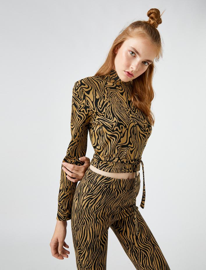  Uzun Kollu Tişört Zebra Desenli Yarım Balıkçı Yaka