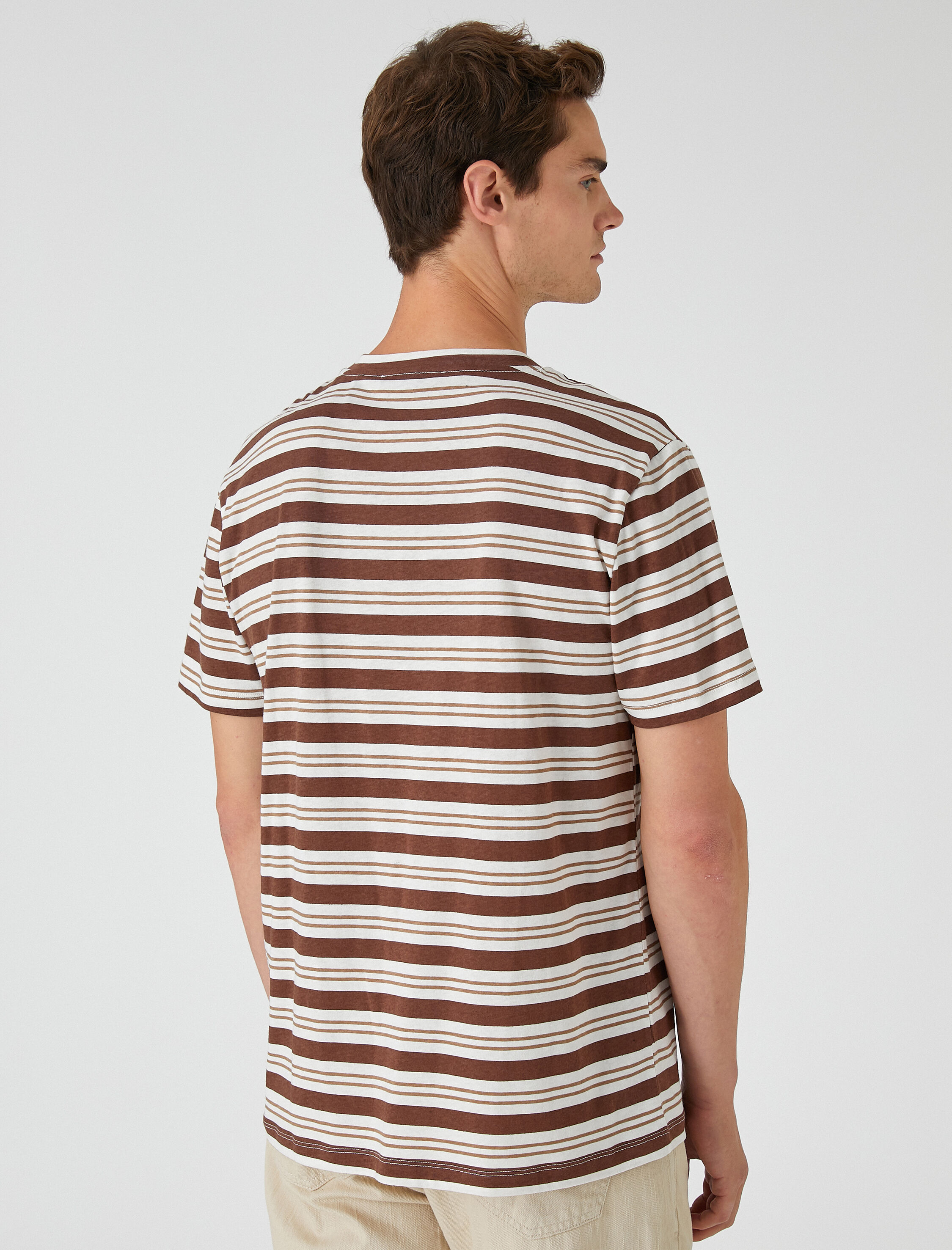   Kolej Tişört Bisiklet Yaka Baskı Detaylı