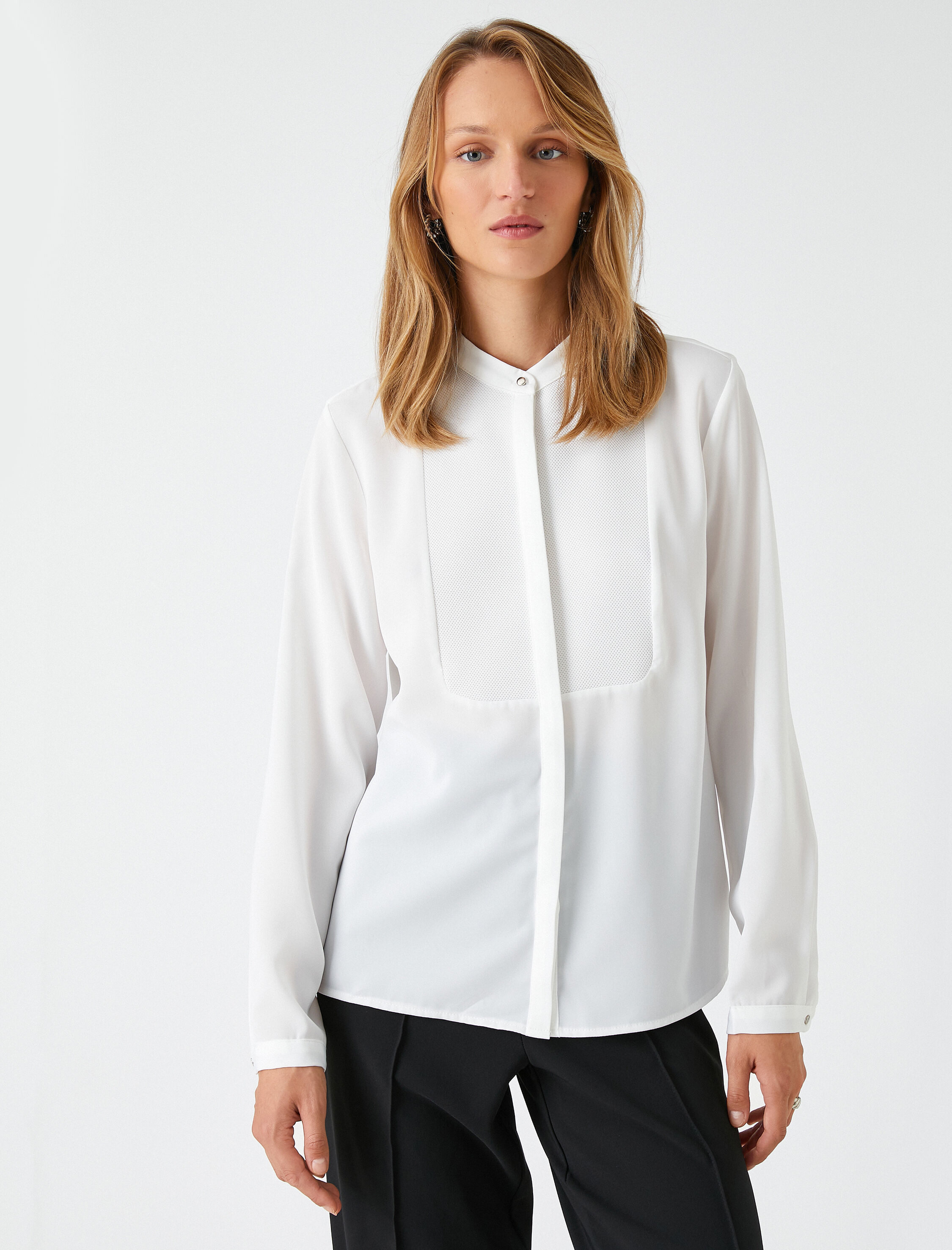   Yaka Detaylı Gömlek Gizli Düğmeli