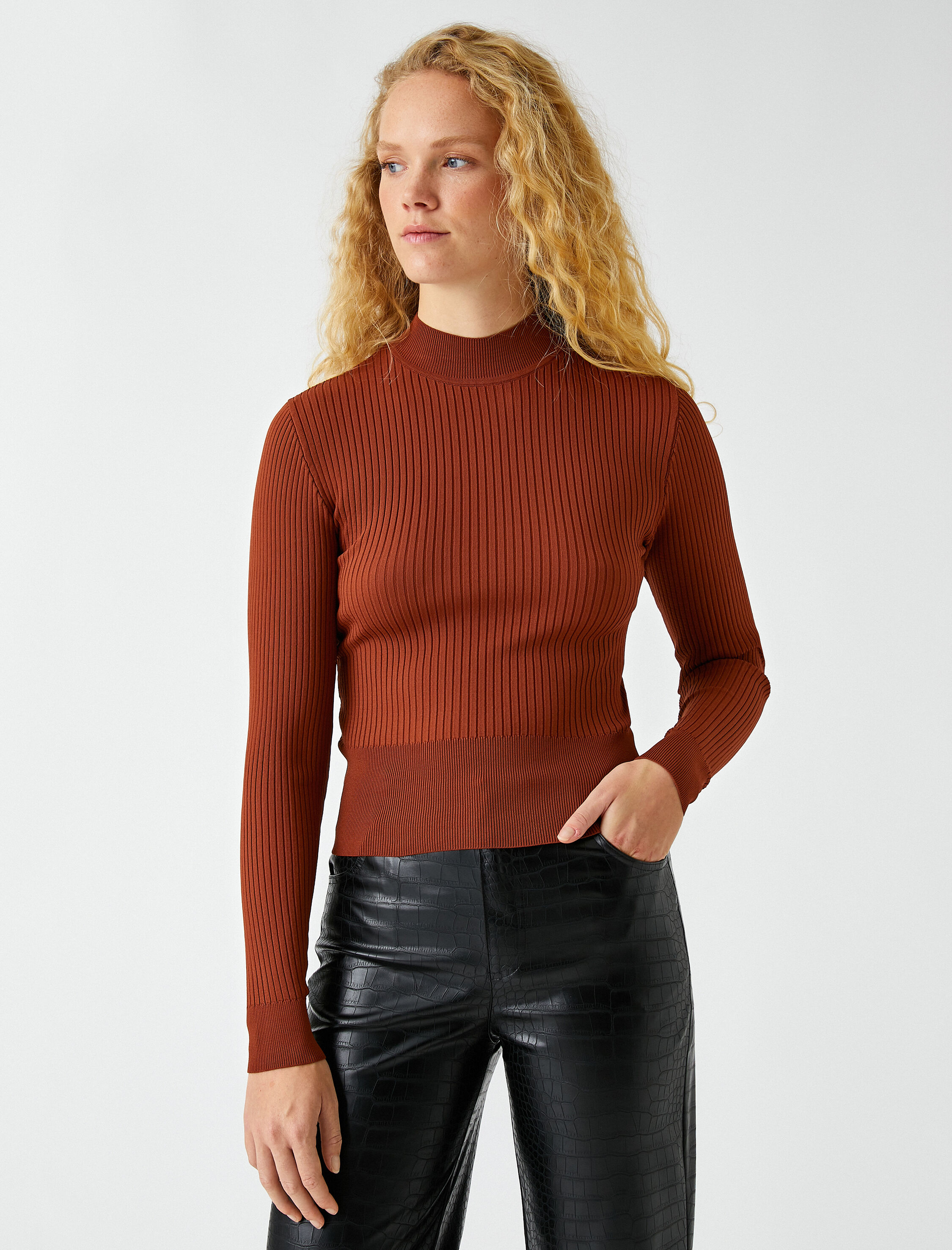   Balıkçı Yaka Kazak