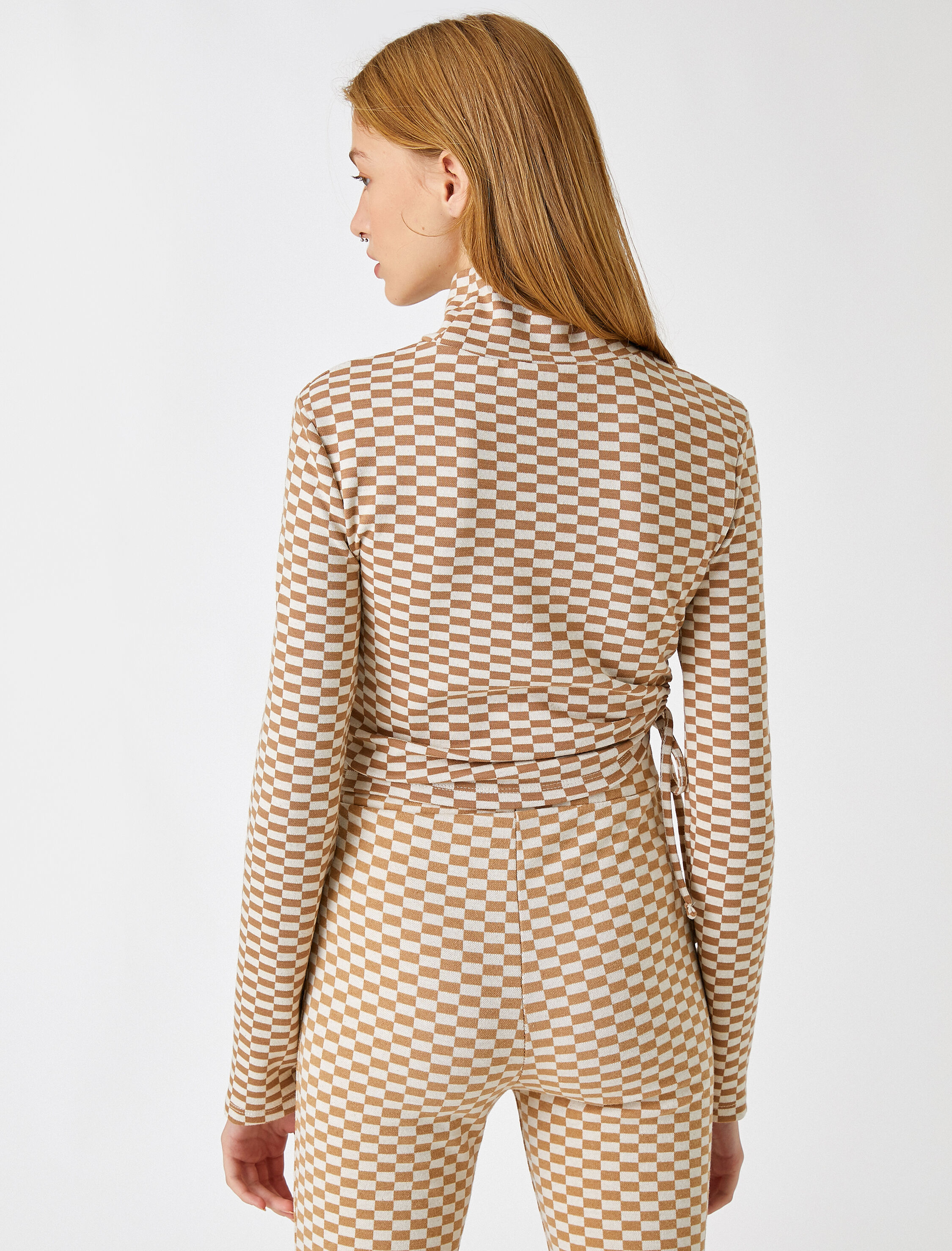   Crop Tişört Dik Yaka Büzgülü