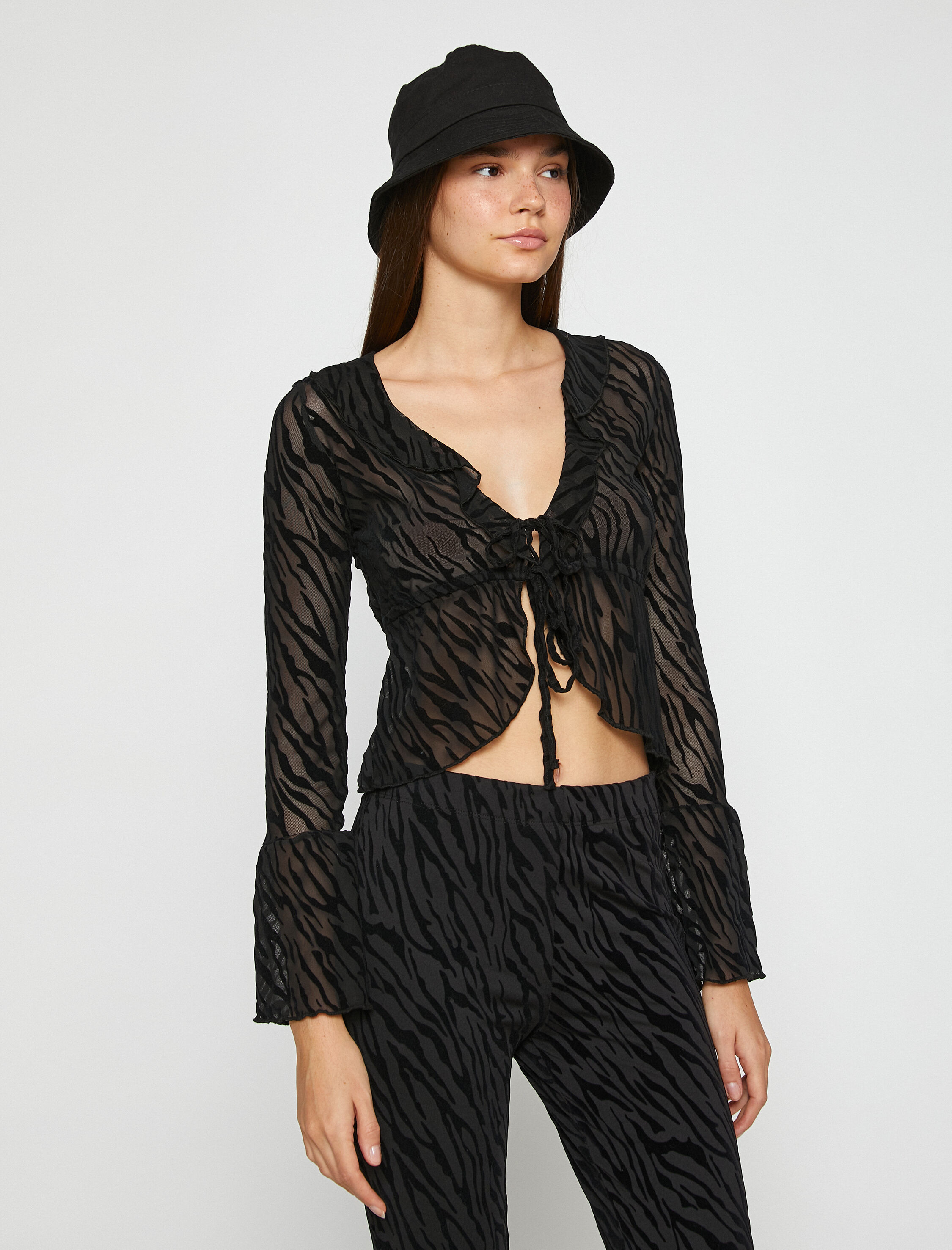   Zebra Desenli Hırka Önden Bağlamalı