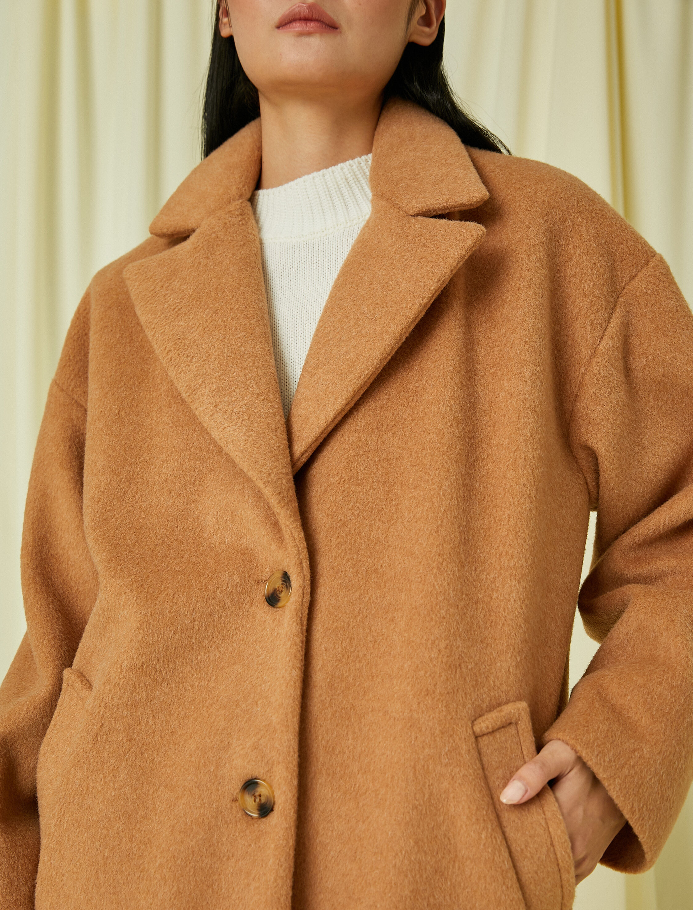   Çift Düğmeli Kaşe Kaban