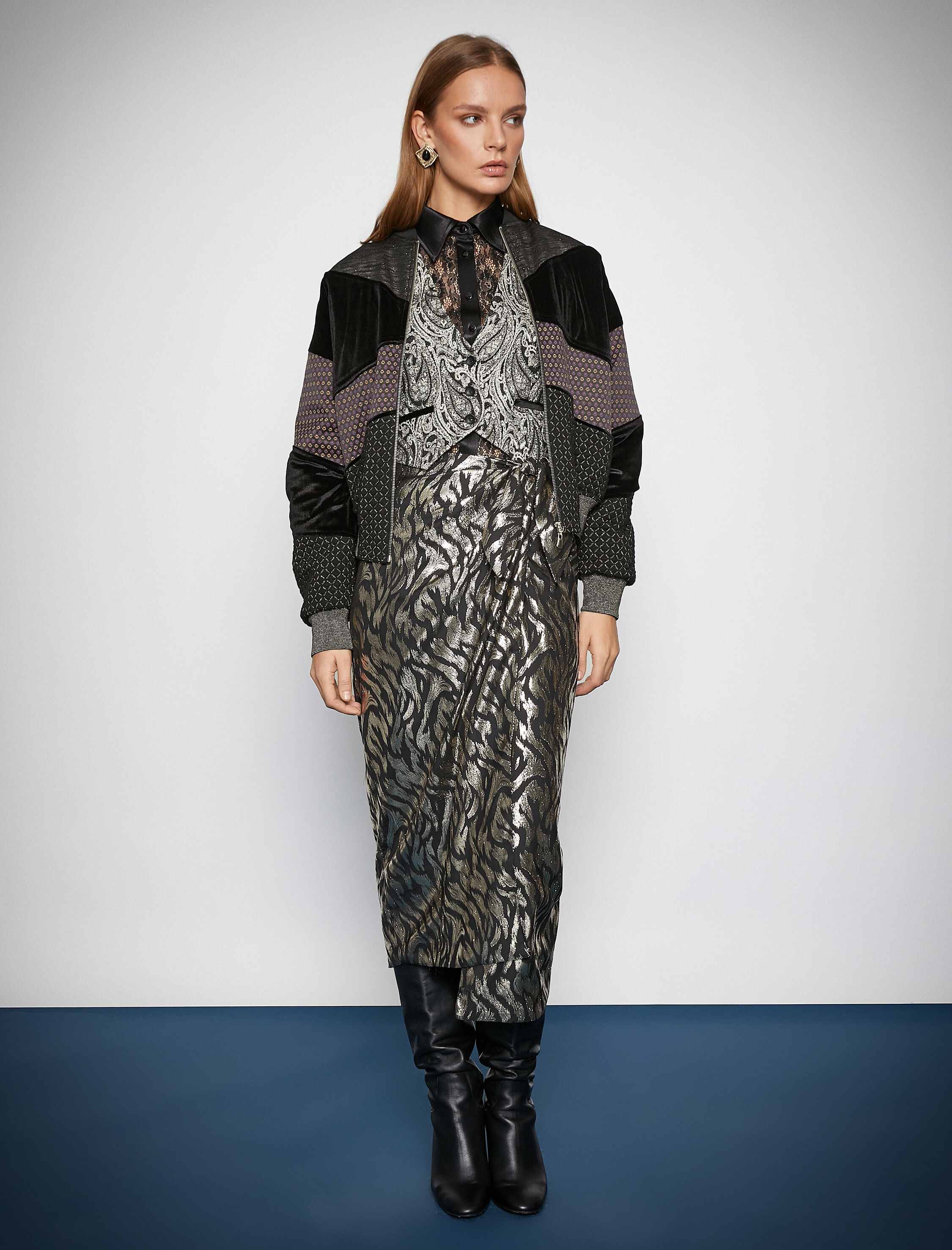   Melis Ağazat X Koton - Jakarlı Anvelop Midi Etek