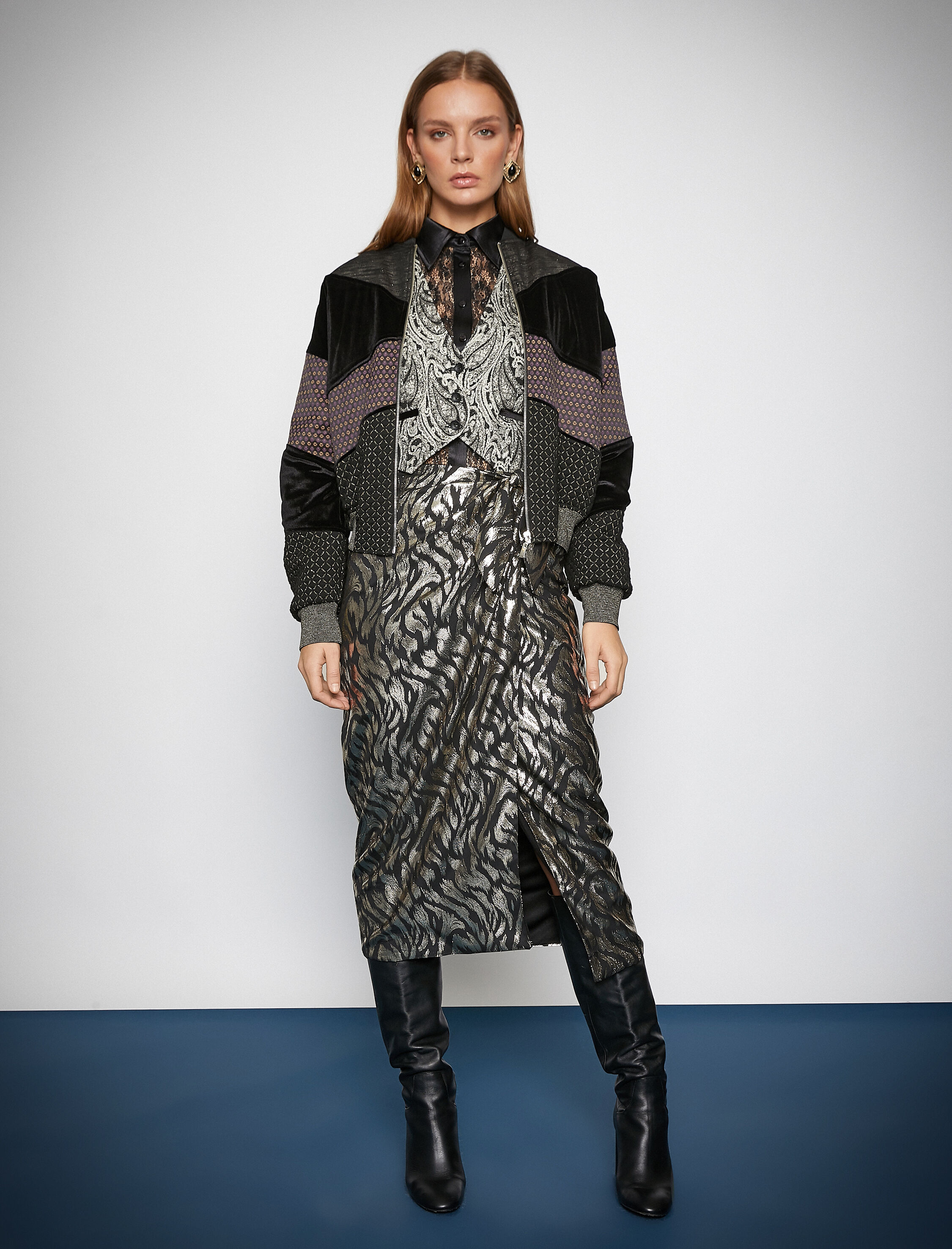   Melis Ağazat X Koton - Jakarlı Anvelop Midi Etek