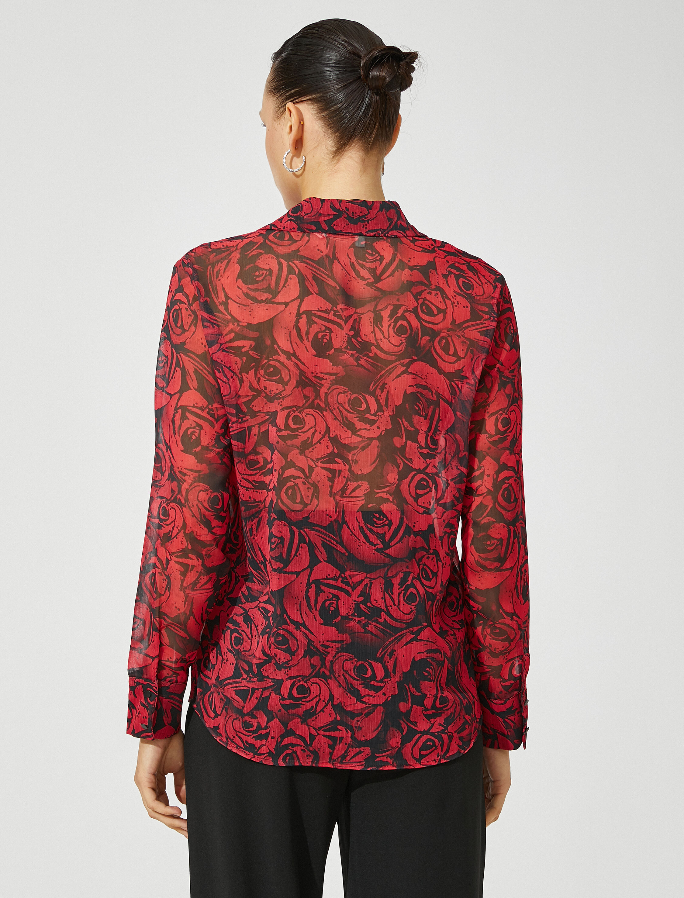   Uzun Kollu Şifon Gömlek Düğmeli