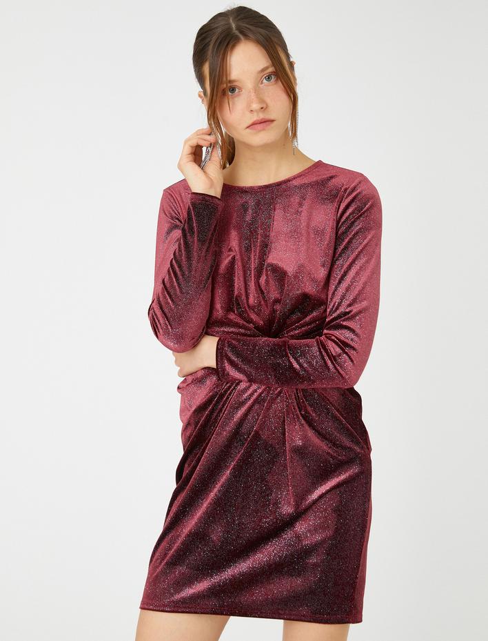  Kadife Mini Abiye Elbise Simli Uzun Kollu Büzgü Detaylı