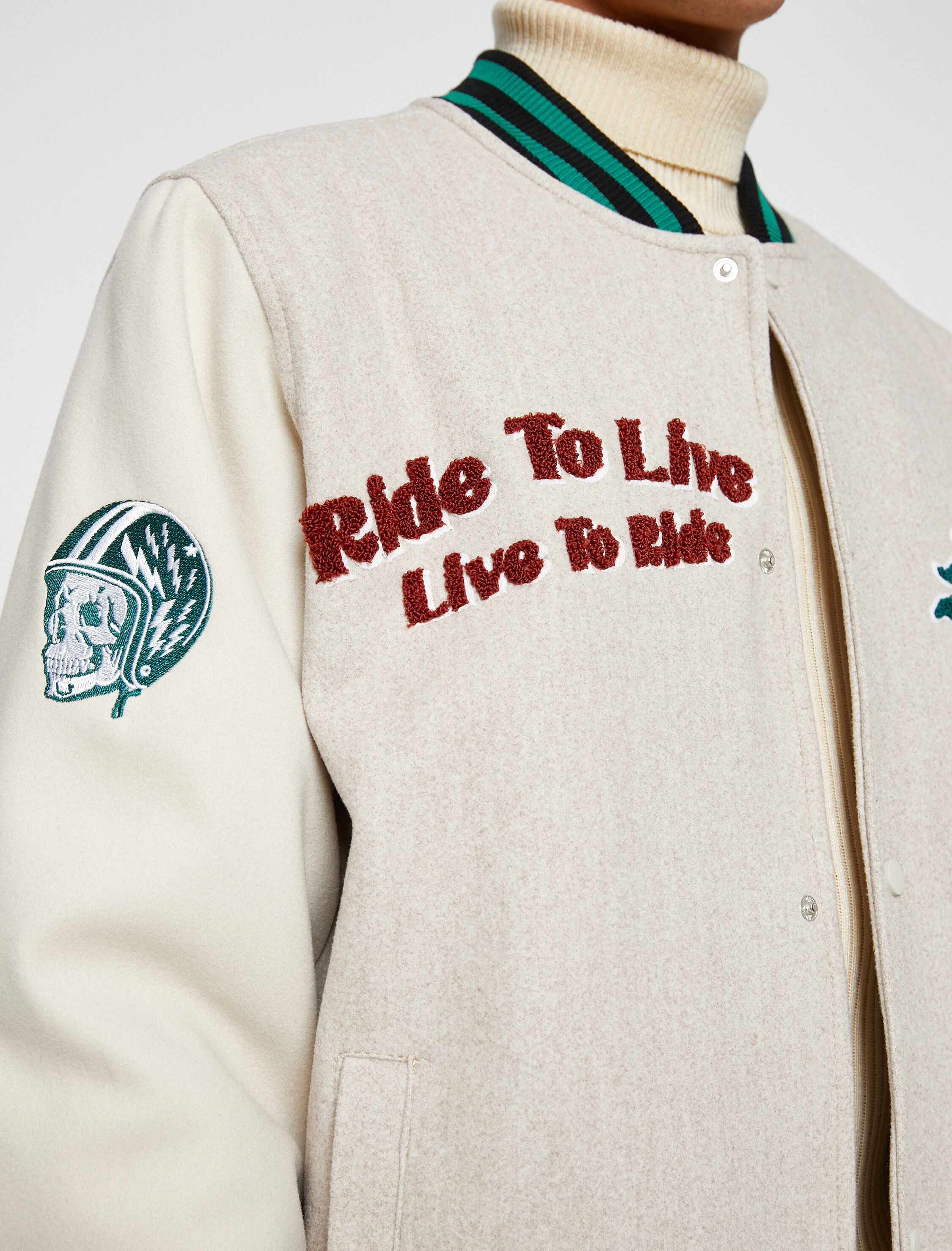   Kolej Ceket Bomber Yaka İşleme Detaylı Çıtçıt Düğmeli Cepli