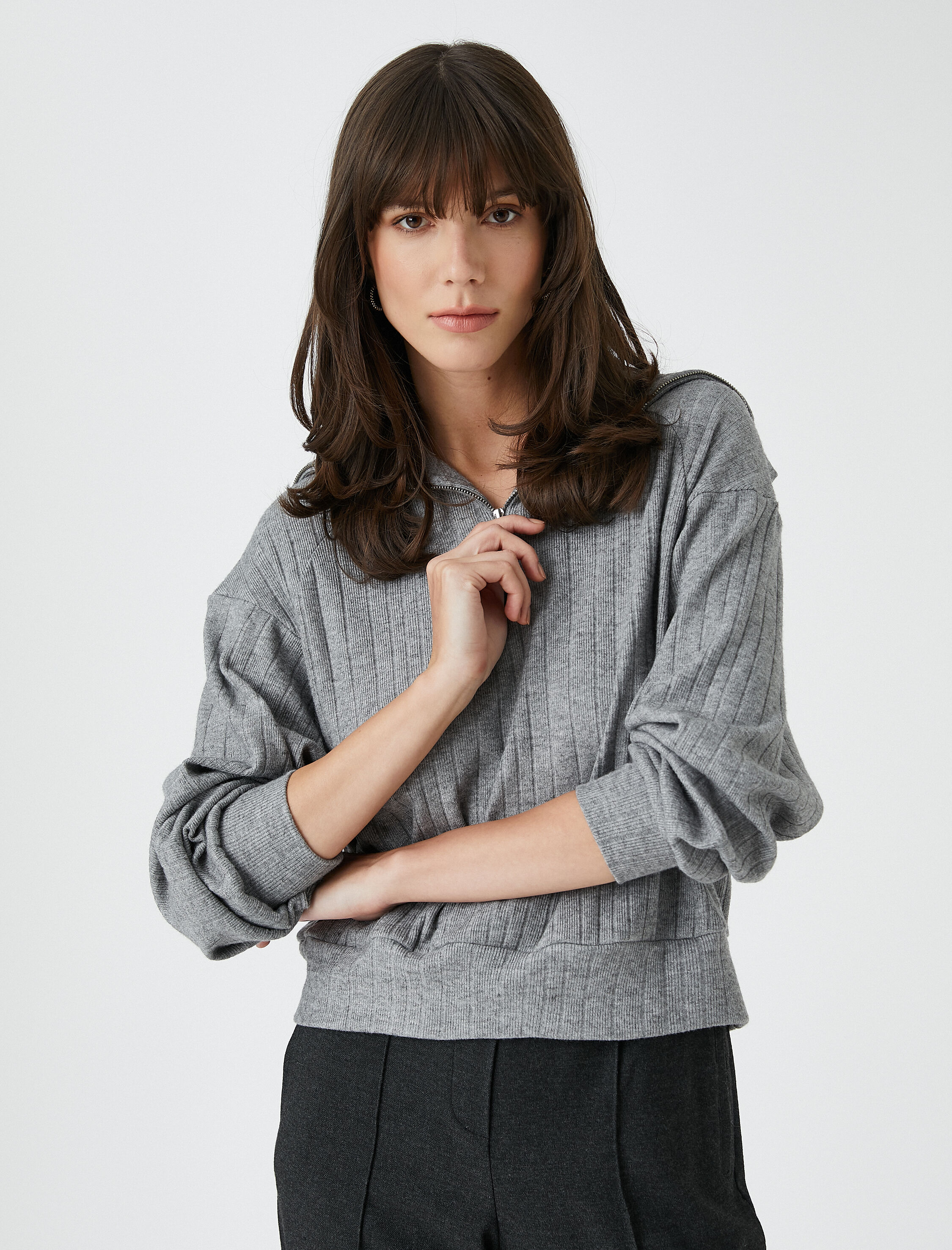   Koton X Şahika Ercümen - Yarım Fermuarlı Dik Yaka Sweatshirt