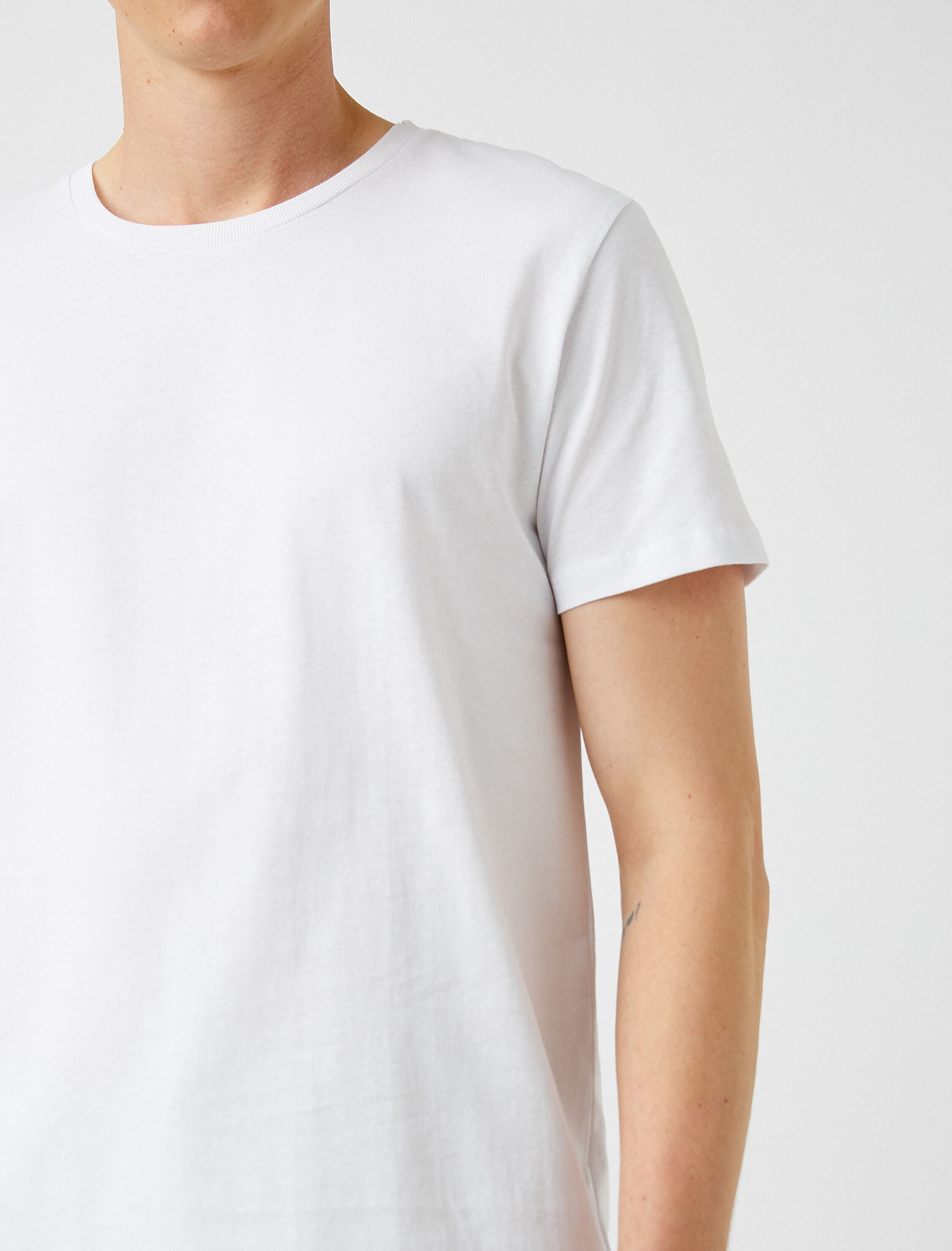   Basic Tişört Kısa Kollu Bisiklet Yaka