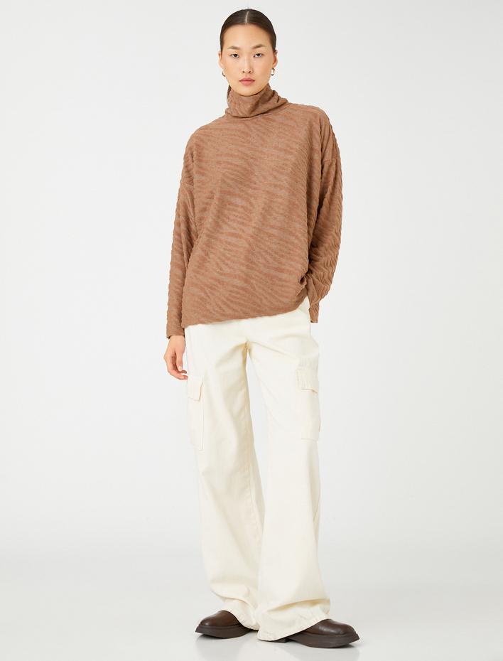  Uzun Kollu Tişört Balıkçı Yaka Peluş Detaylı