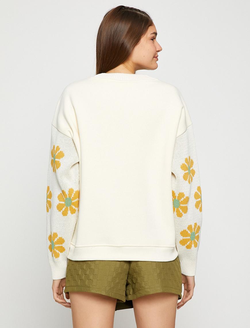   Bisiklet Yaka Sweatshirt Kolları Çiçek Örgü Detaylı İçi Polarlı