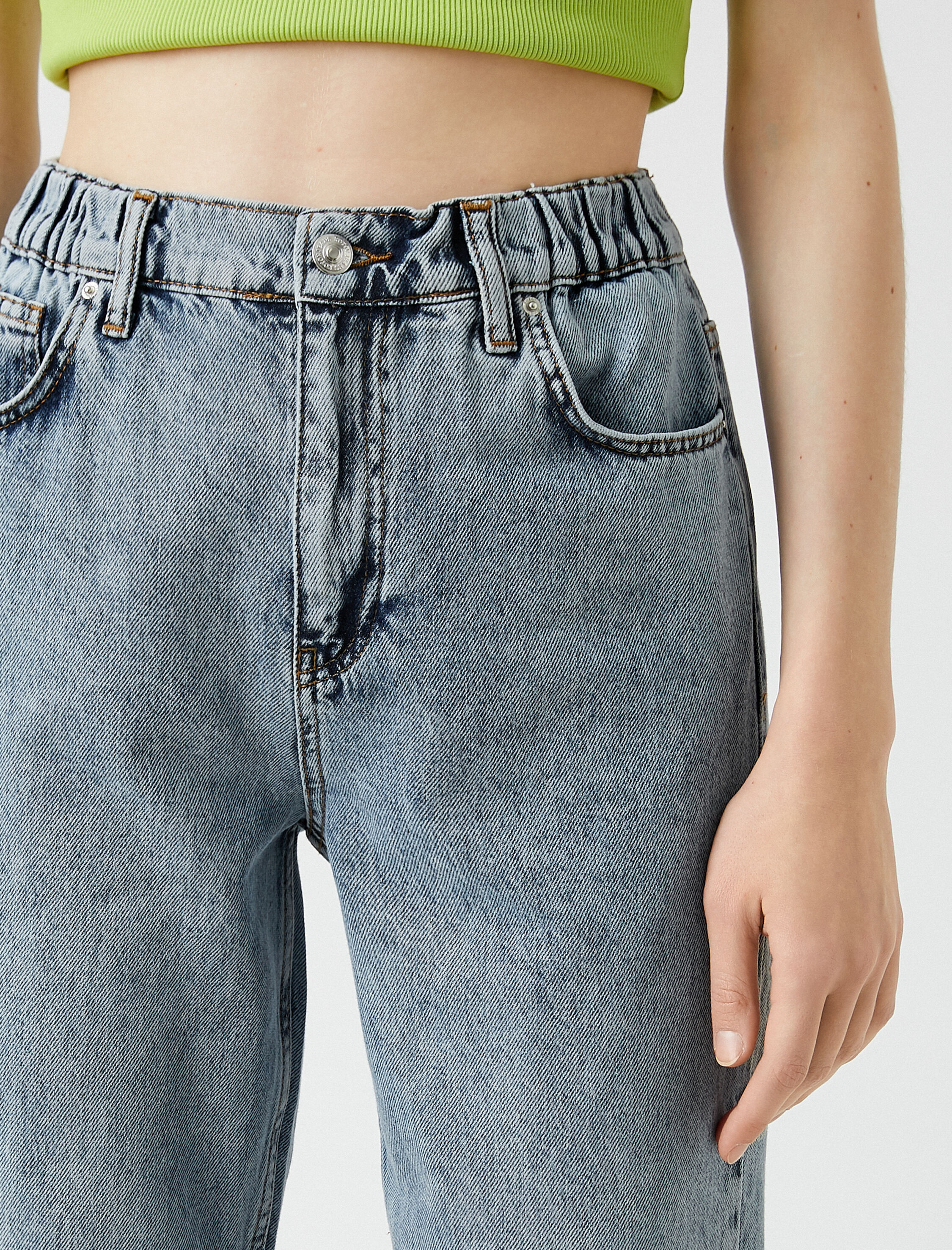   Beli Lastikli Rahat Kesim Yüksek Bel Hafif Dar Paça Kot Pantolon - Mom Jean