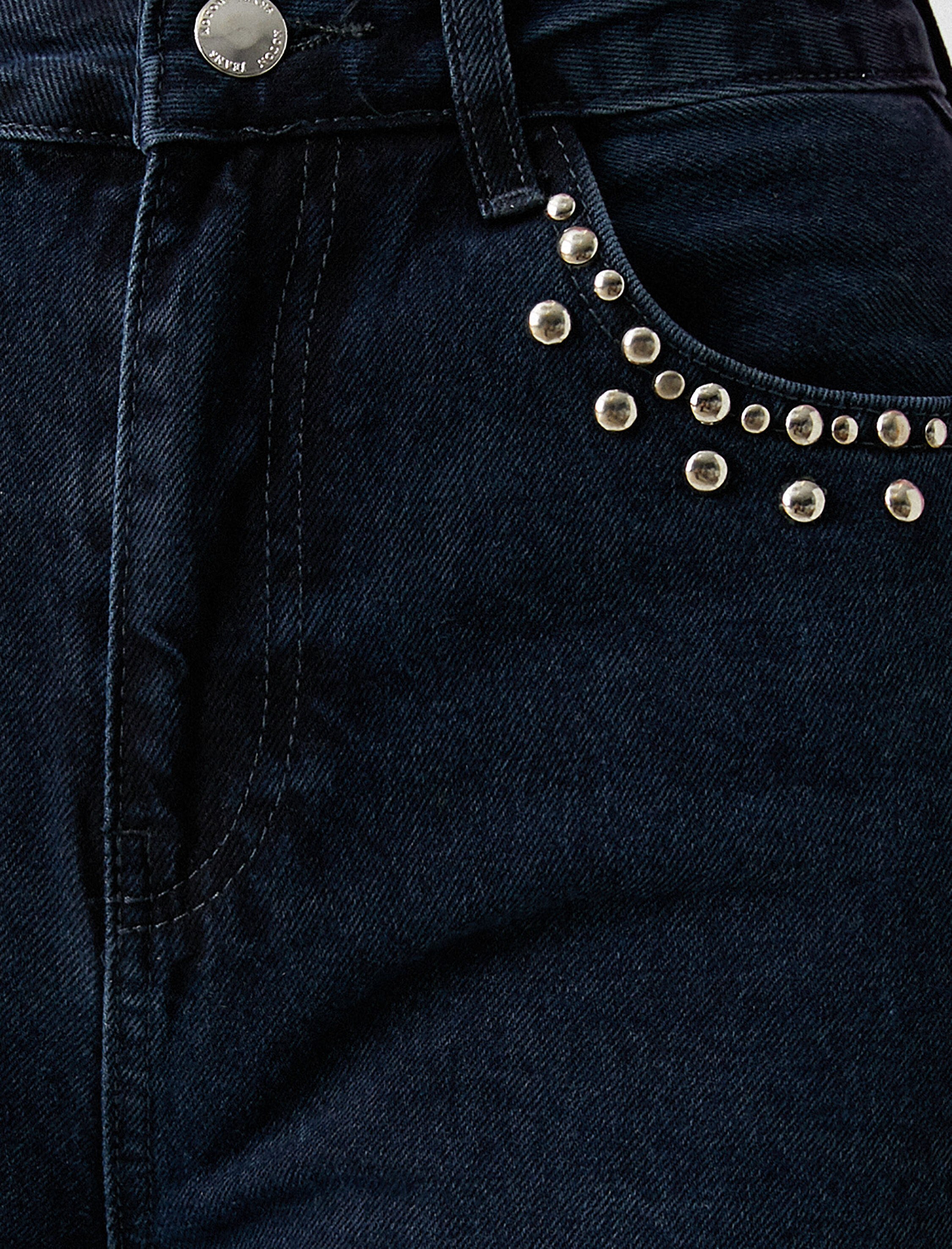   Pul Detaylı Yüksek Bel Kot Pantolon - Straight Fit Eve Jean