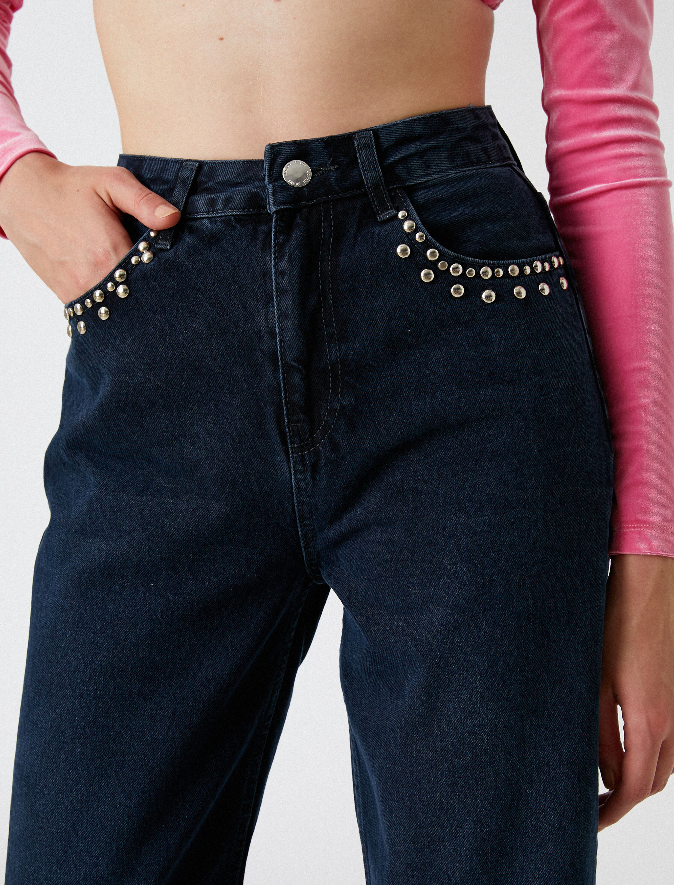   Pul Detaylı Yüksek Bel Kot Pantolon - Straight Fit Eve Jean