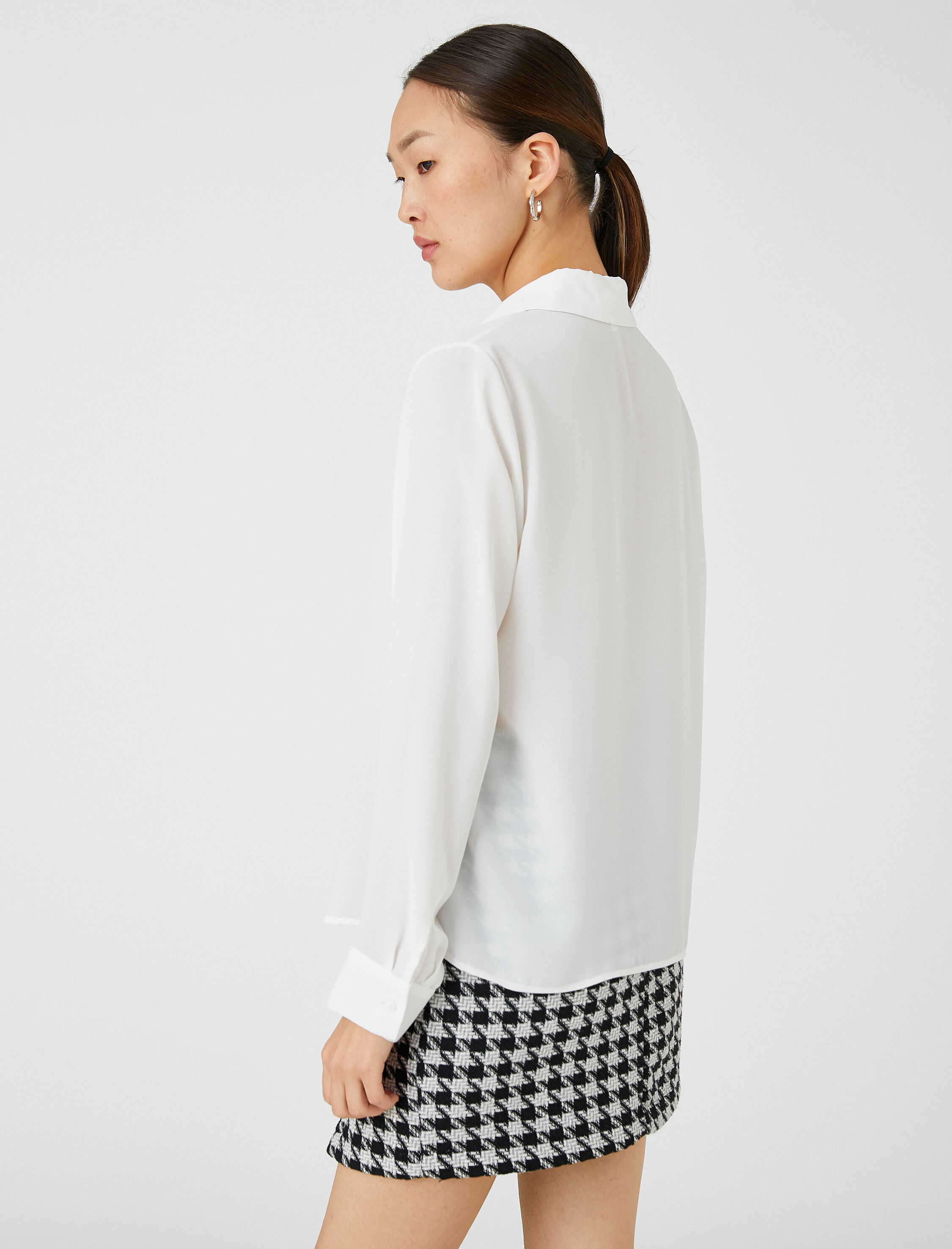   Basic Gömlek Uzun Kollu Düğmeli