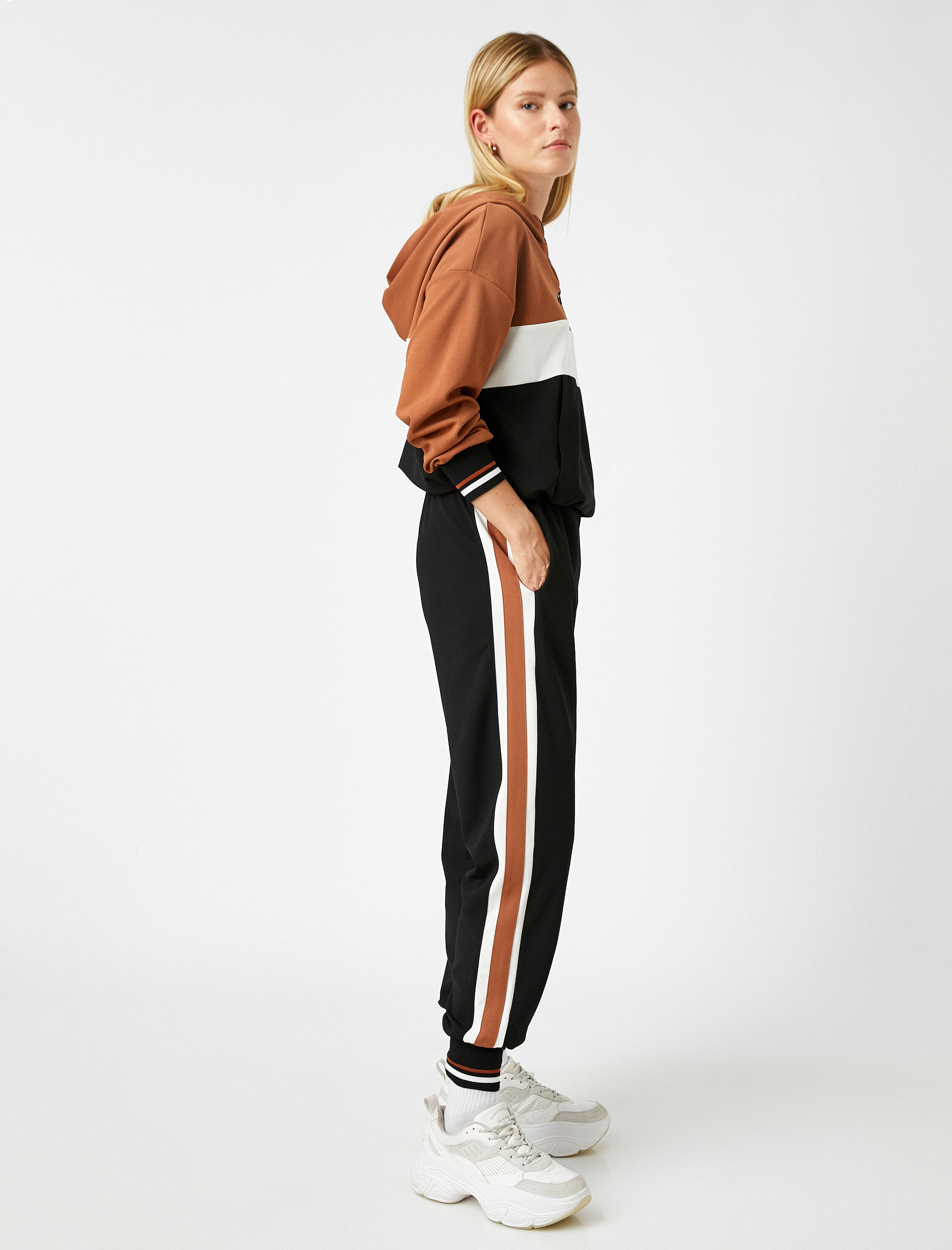   Jogger Eşofman Altı Şerit Detaylı