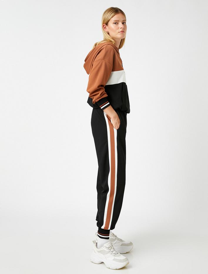  Jogger Eşofman Altı Şerit Detaylı