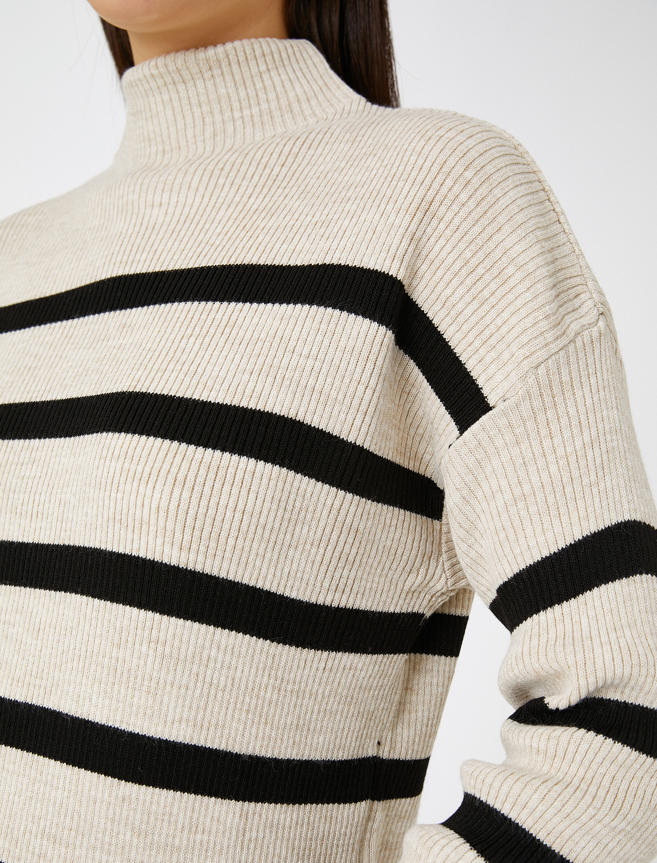   Yarım Balıkçı Yaka Kazak Triko