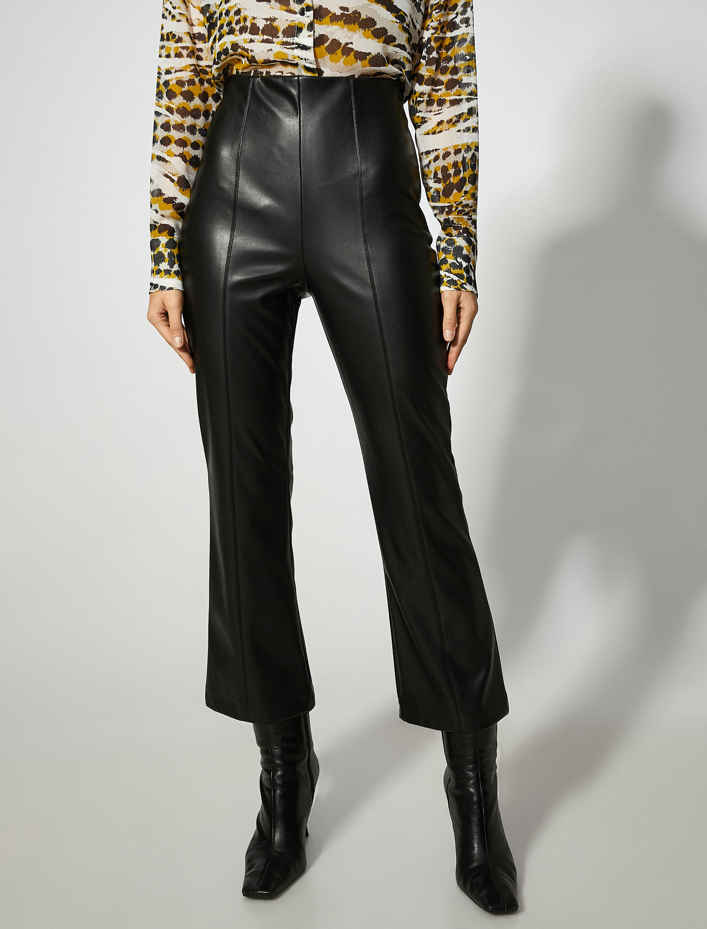   Deri Görünümlü Crop Pantolon