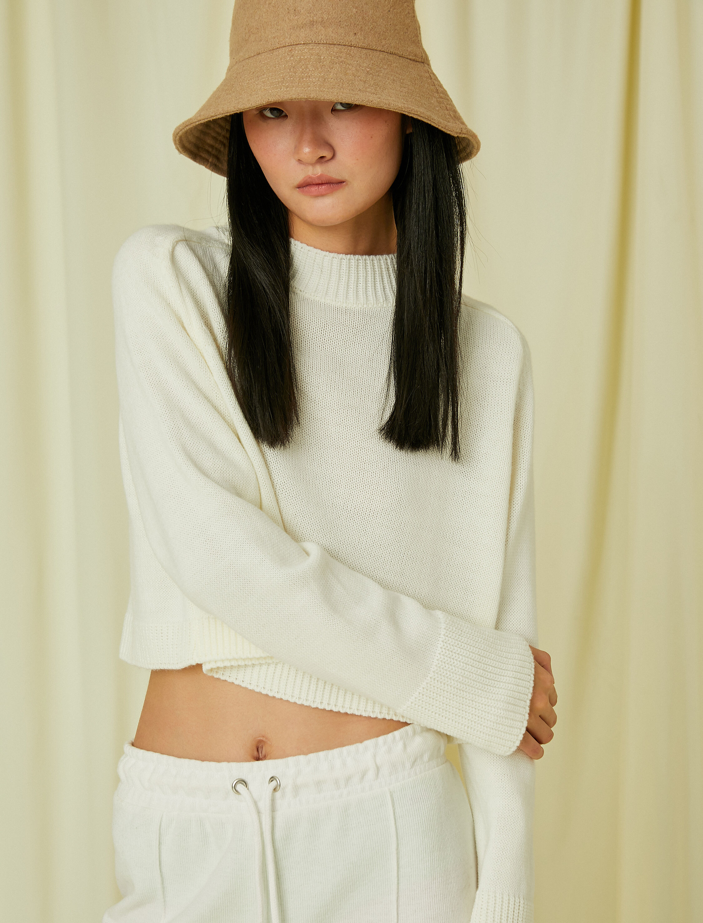 Dik Yaka Crop Triko Kazak Kaşmir Dokulu