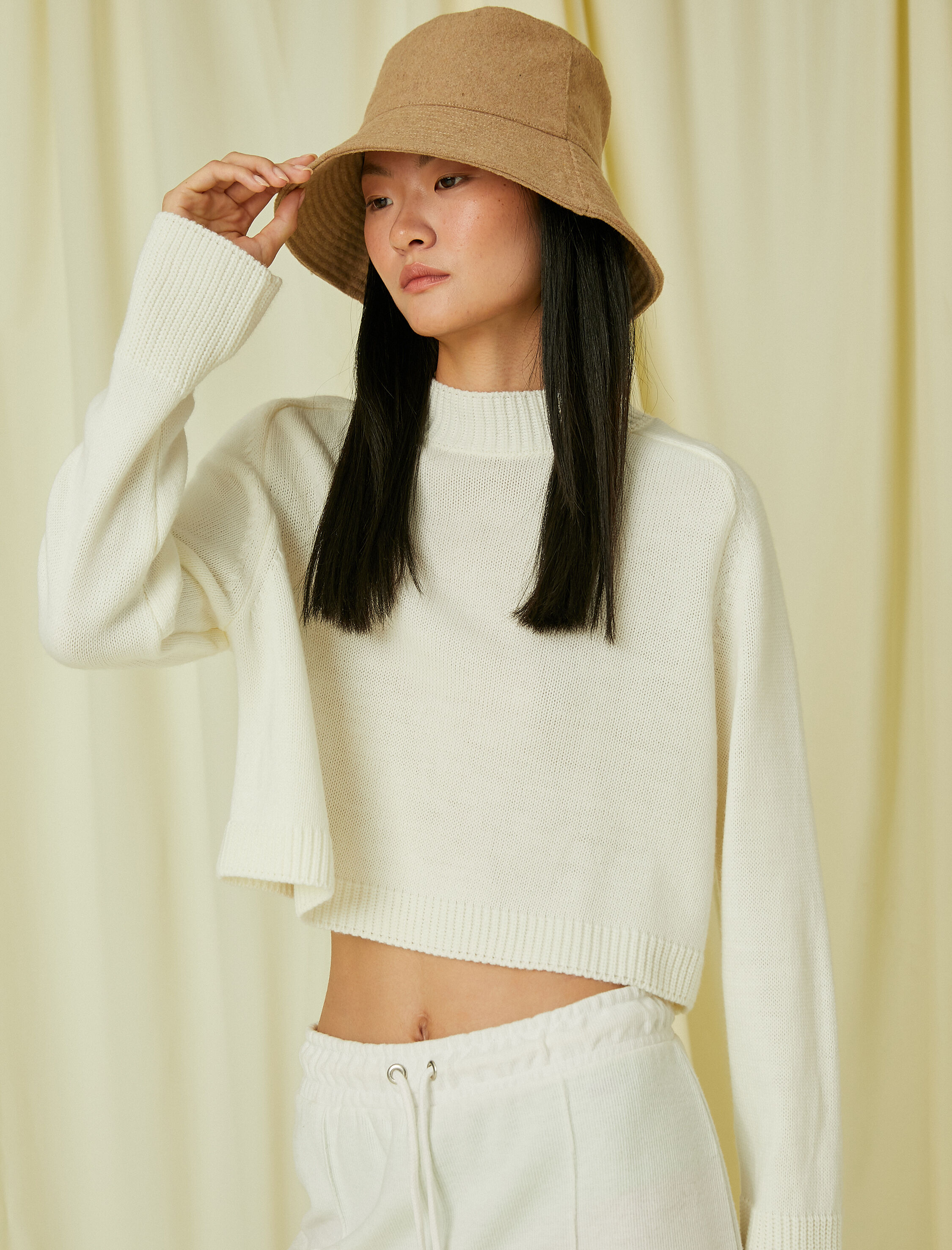 Dik Yaka Crop Triko Kazak Kaşmir Dokulu