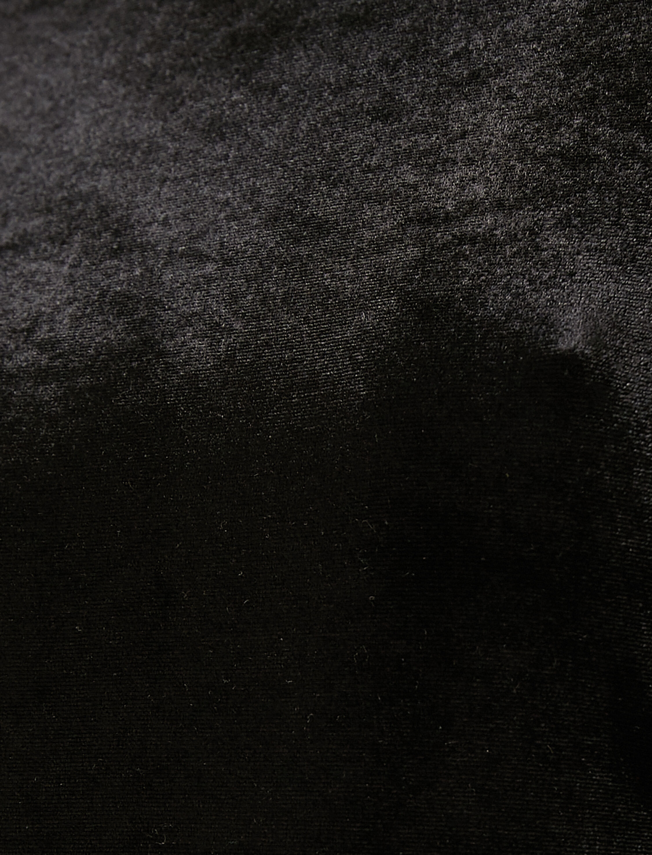   Pencere Detaylı Taşlı Kadife Bluz Dik Yaka