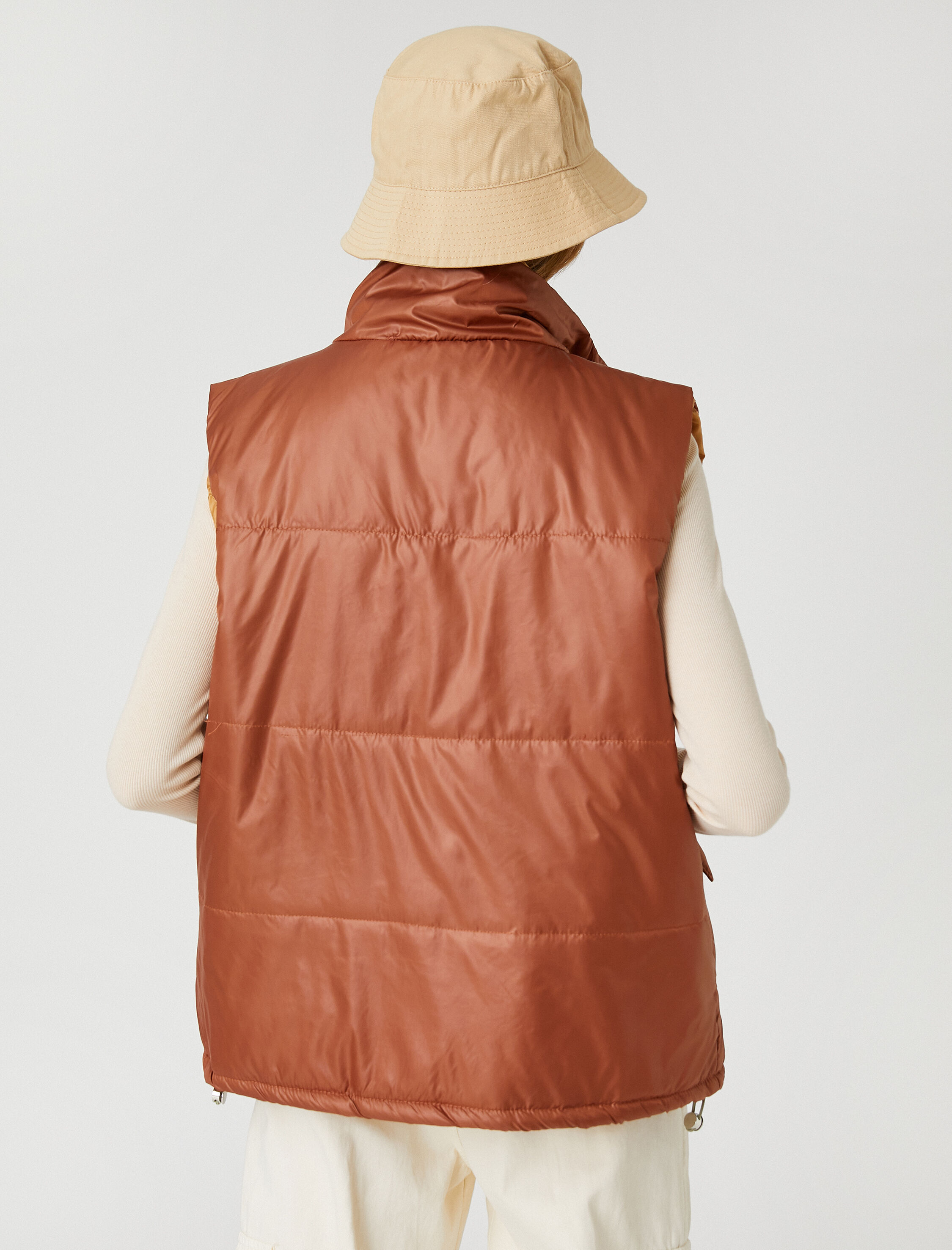   Şişme Yelek Cep Detaylı Çıtçıt Kapama